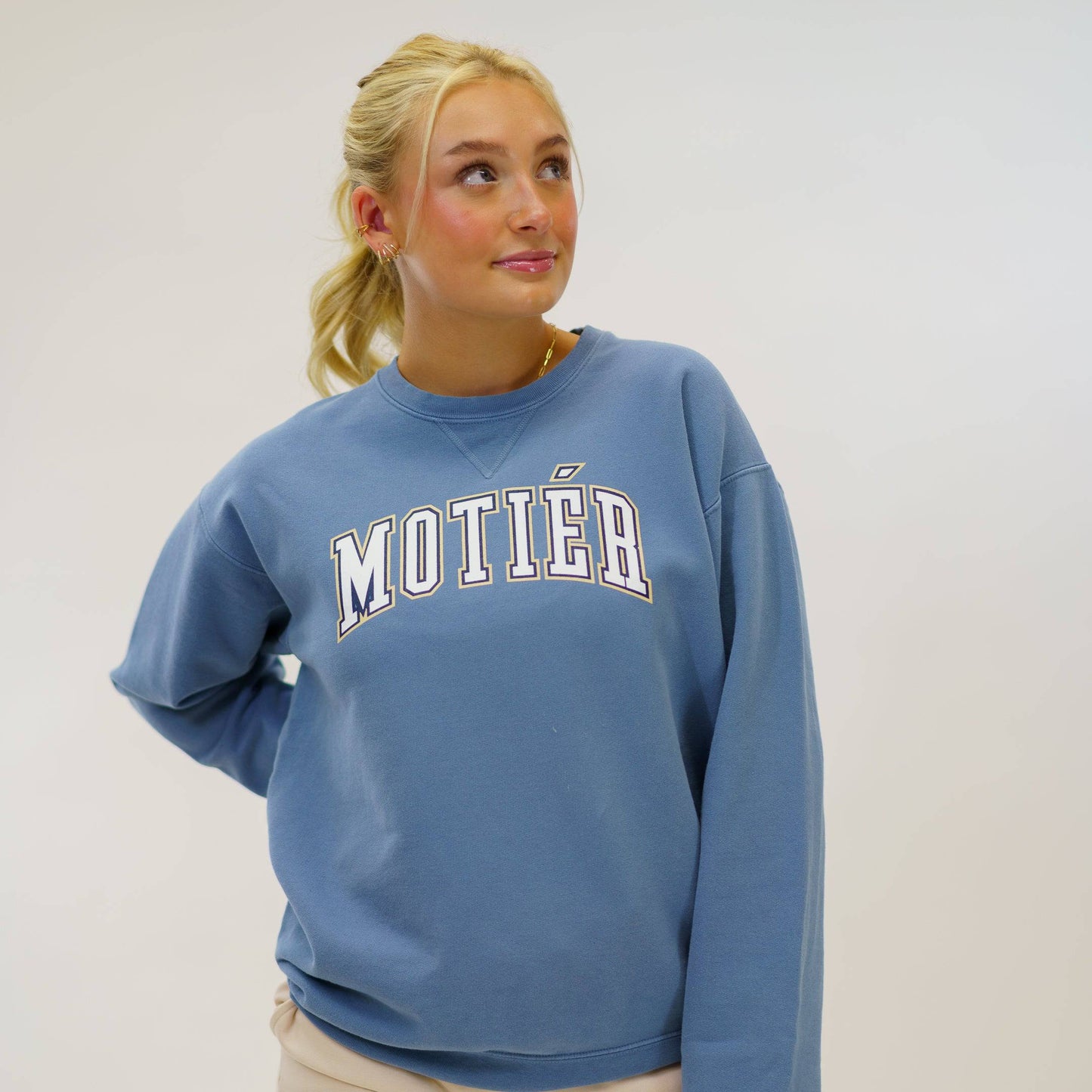 The University Garment Dyed Crewneck (Skyway)