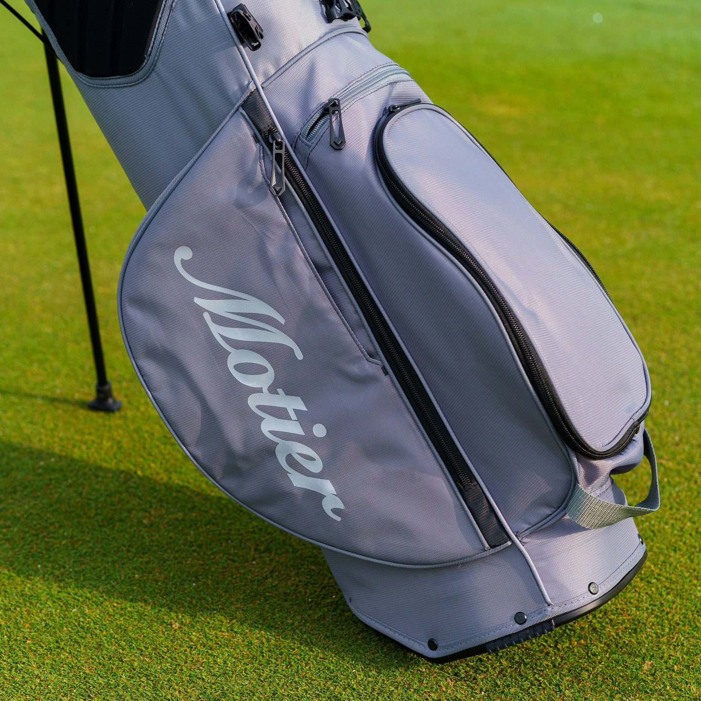 The Motier Fairway C Callaway Tour Golf Bag (Grey)