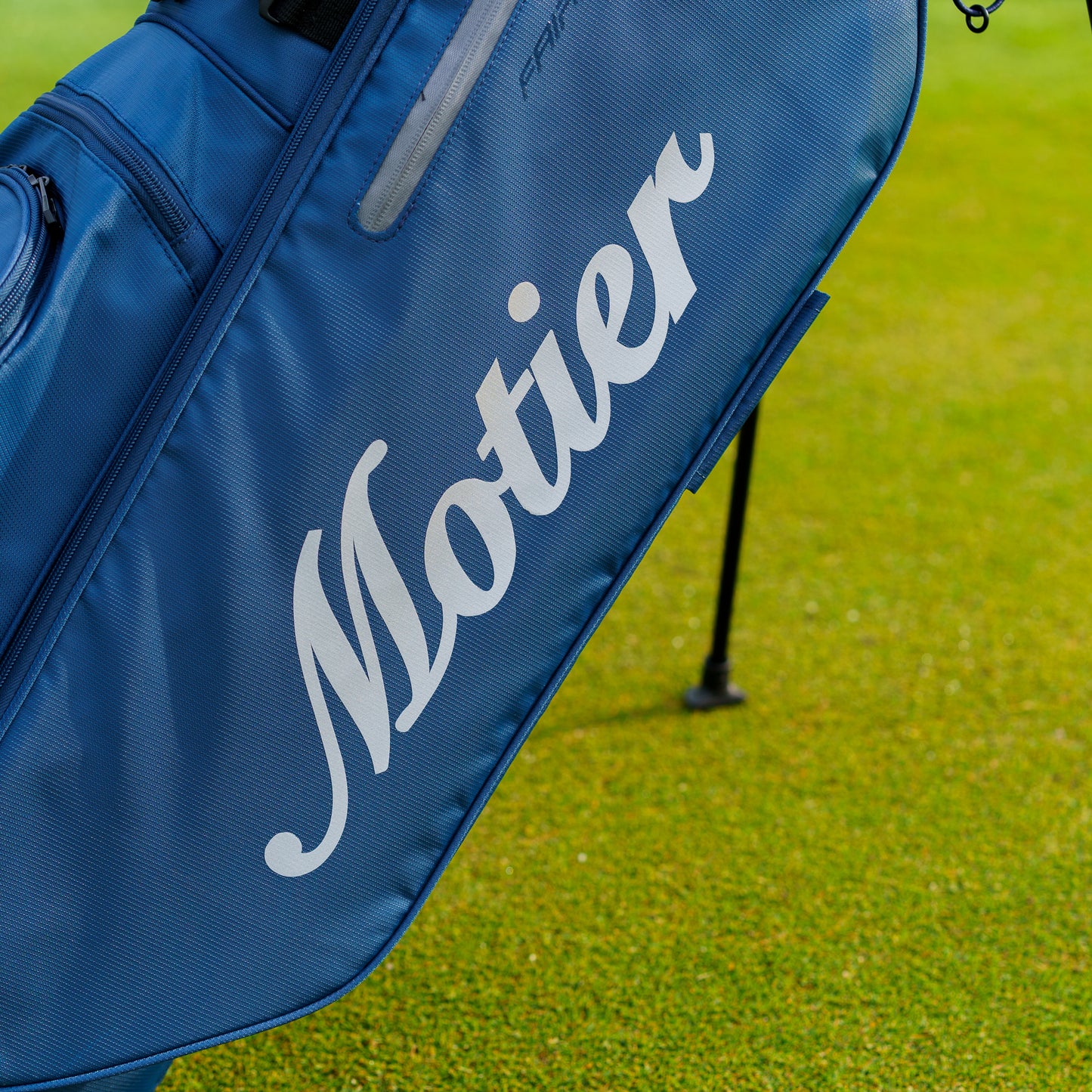 The Motier Fairway C Callaway Tour Golf Bag (Navy)