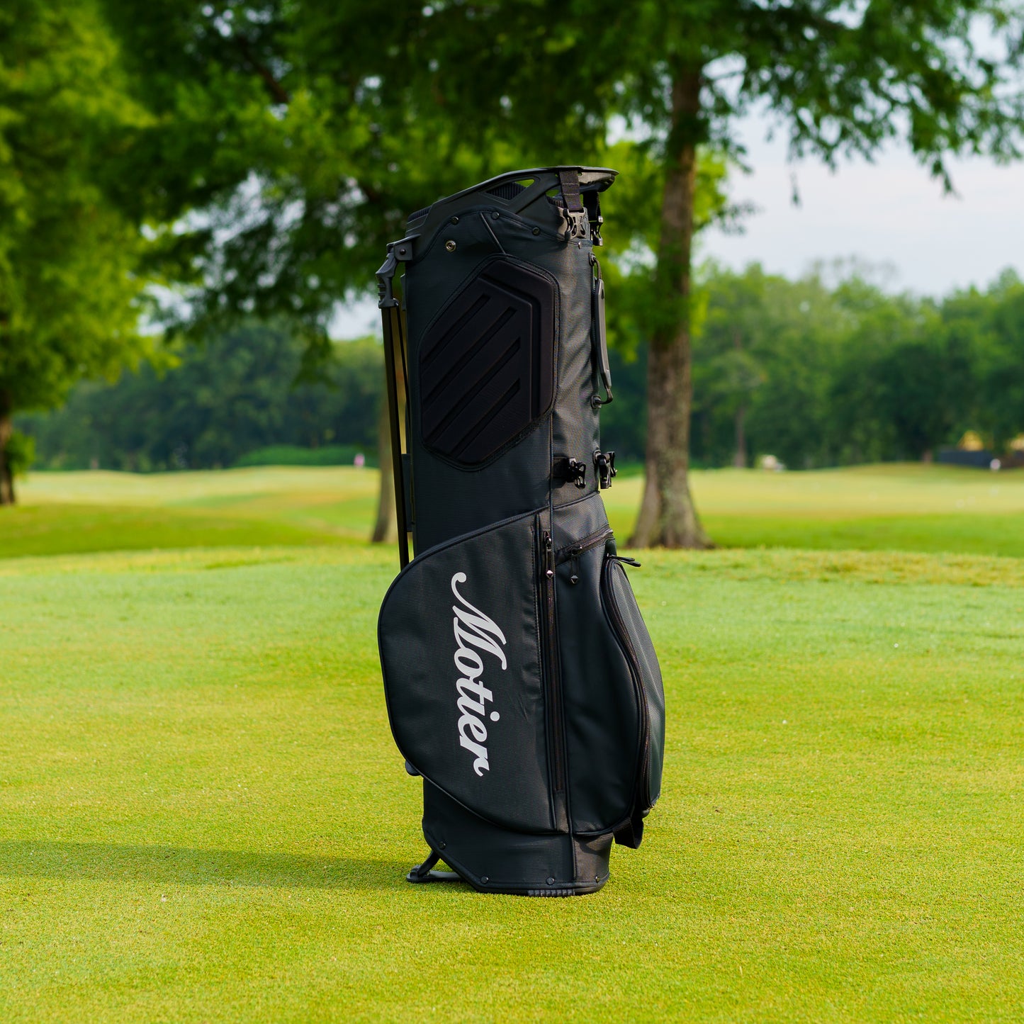 The Motier Fairway C Callaway Tour Golf Bag (Black)