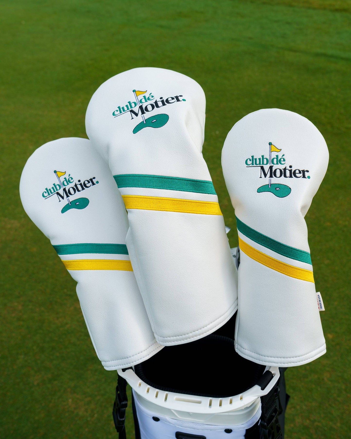 The Motier Fairway C Callaway Tour Golf Bag (Black/White)