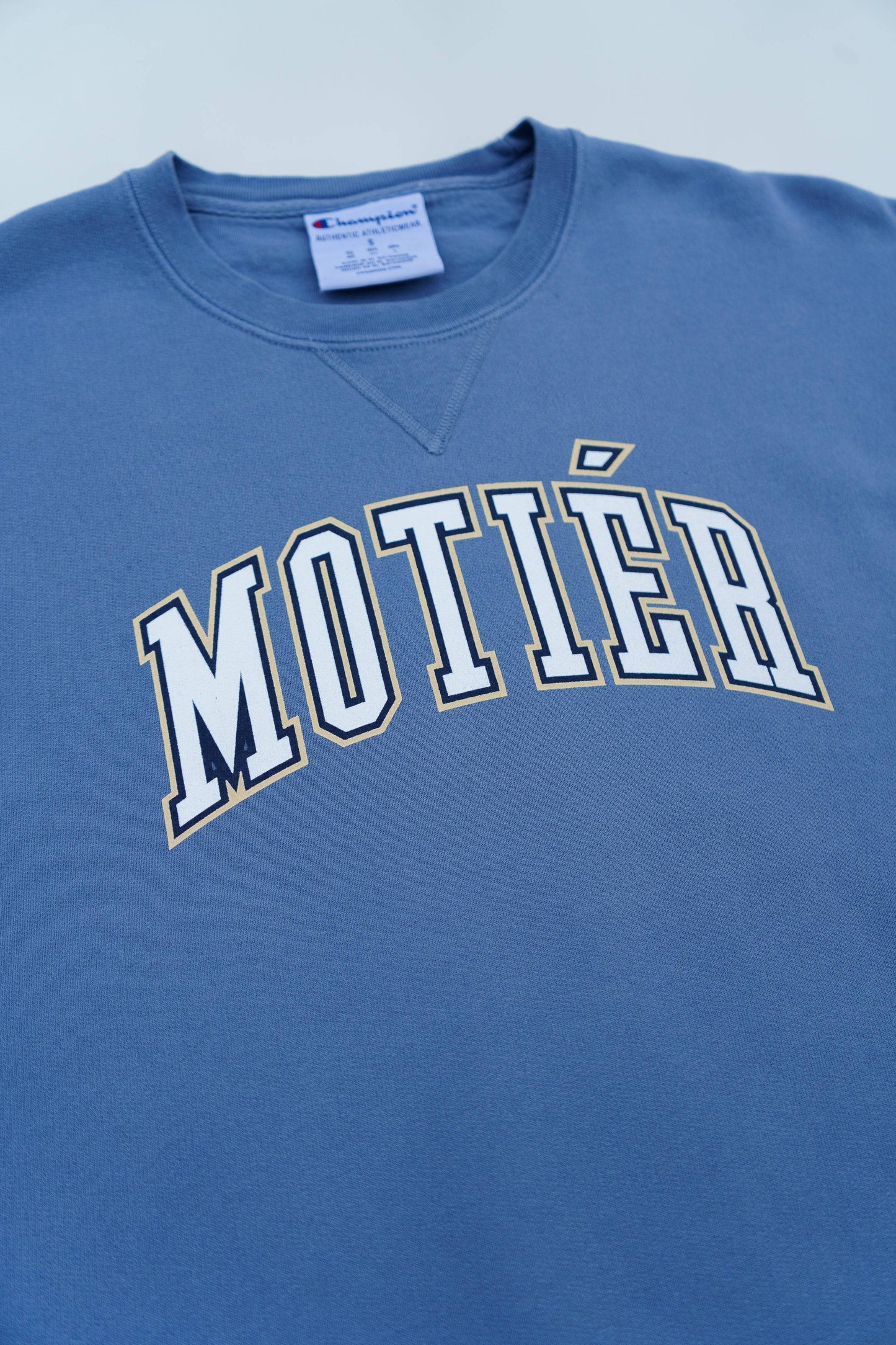 The University Garment Dyed Crewneck (Skyway)