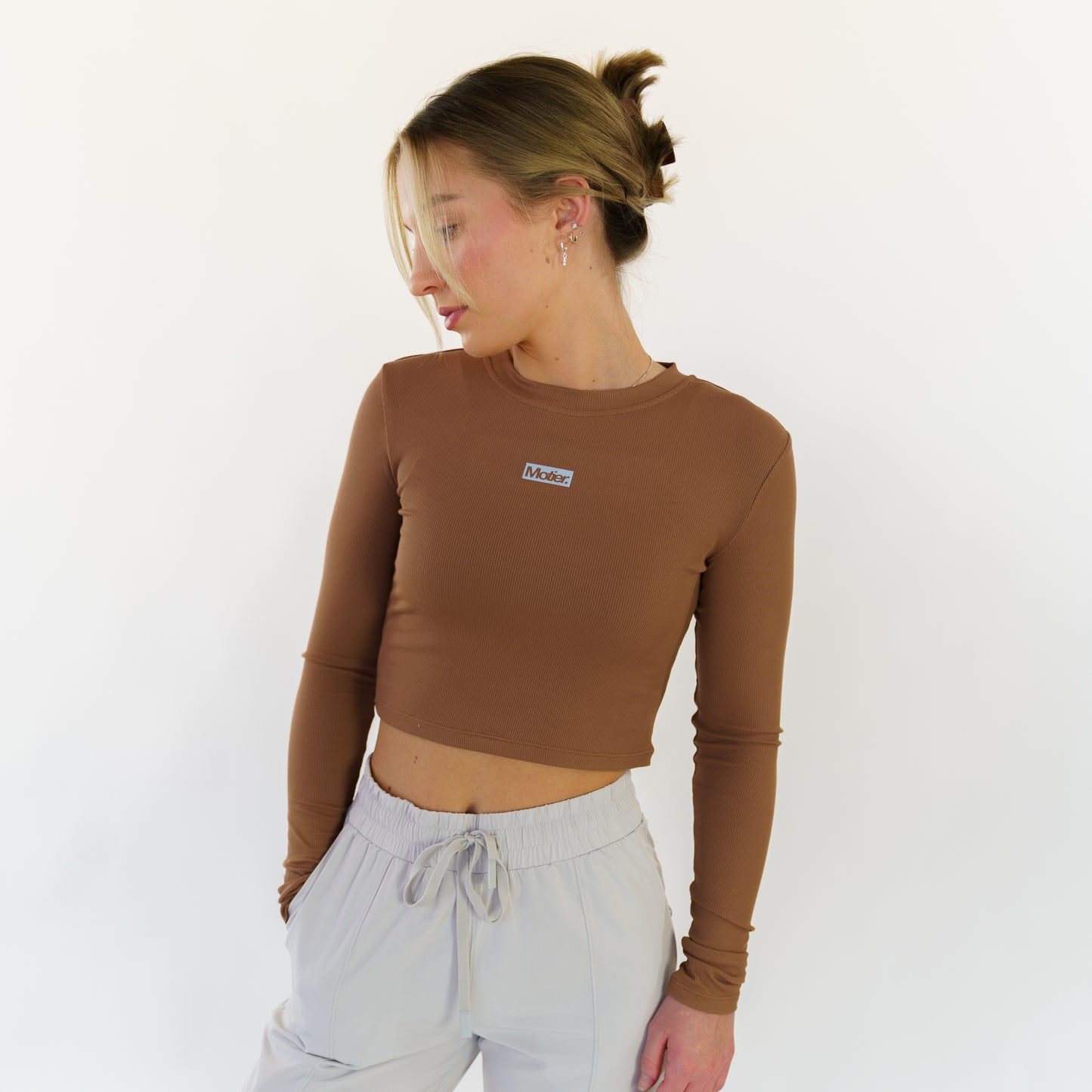 The Ribbed Box Crop L/S (Brown)