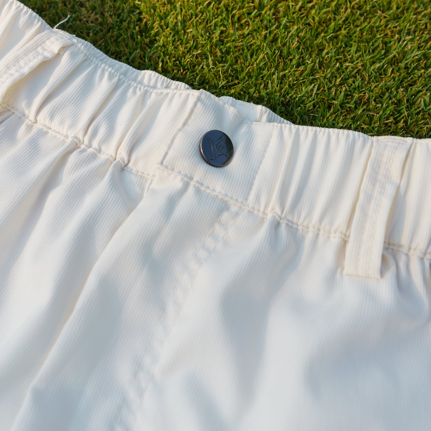 The Range Golf Shorts (Bone)