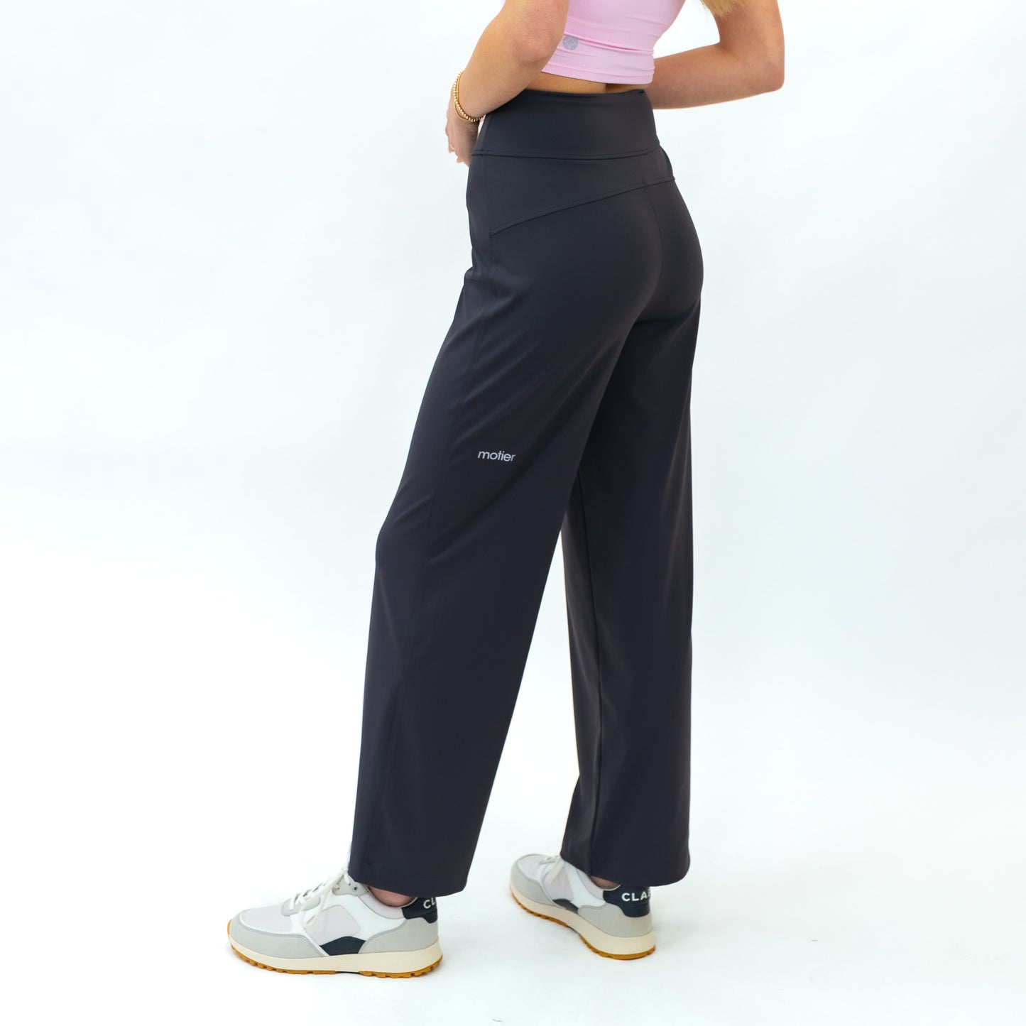 The Motier Essential Wide Leg Pant (Graphite) - Motier Lafayette