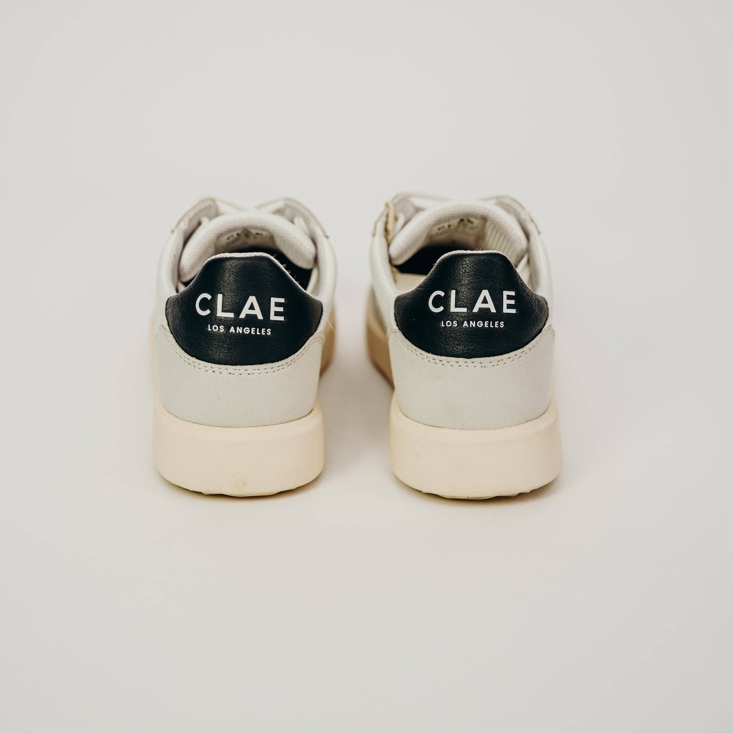 Clae Austin Vegan (White/Navy)