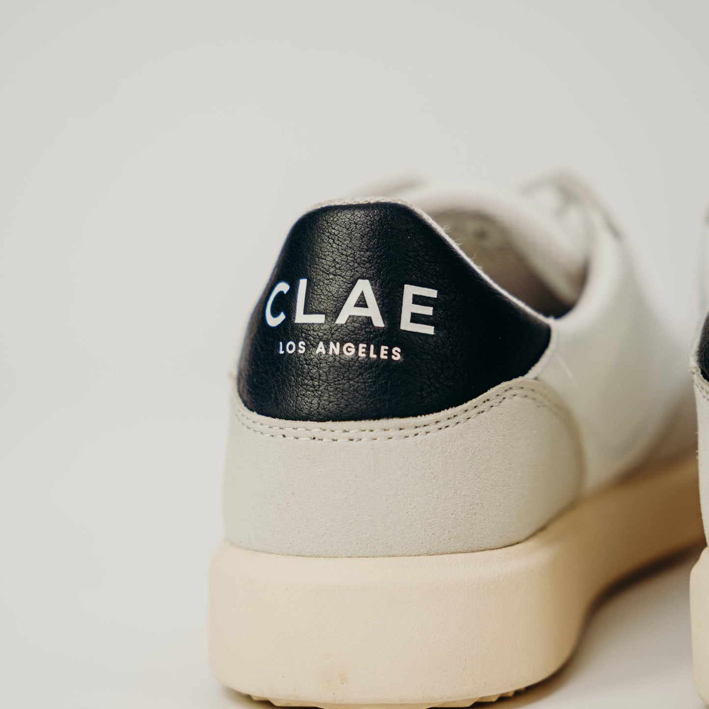 Clae Austin Vegan (White/Navy)