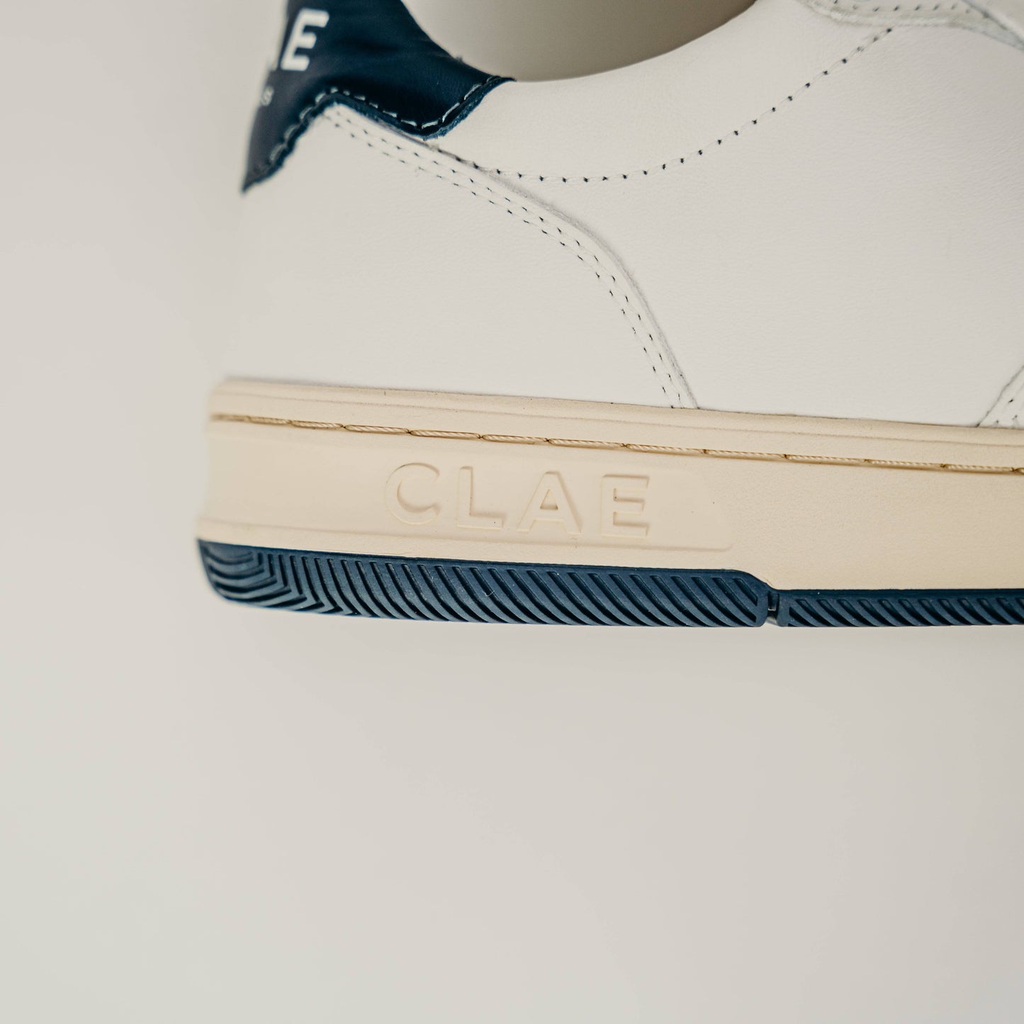 Clae Malone Vegan (White Leather/Ocean)
