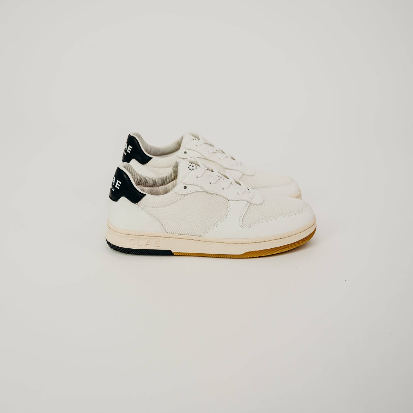 Clae Malone Lite Vegan (White/Black) - Motier Lafayette