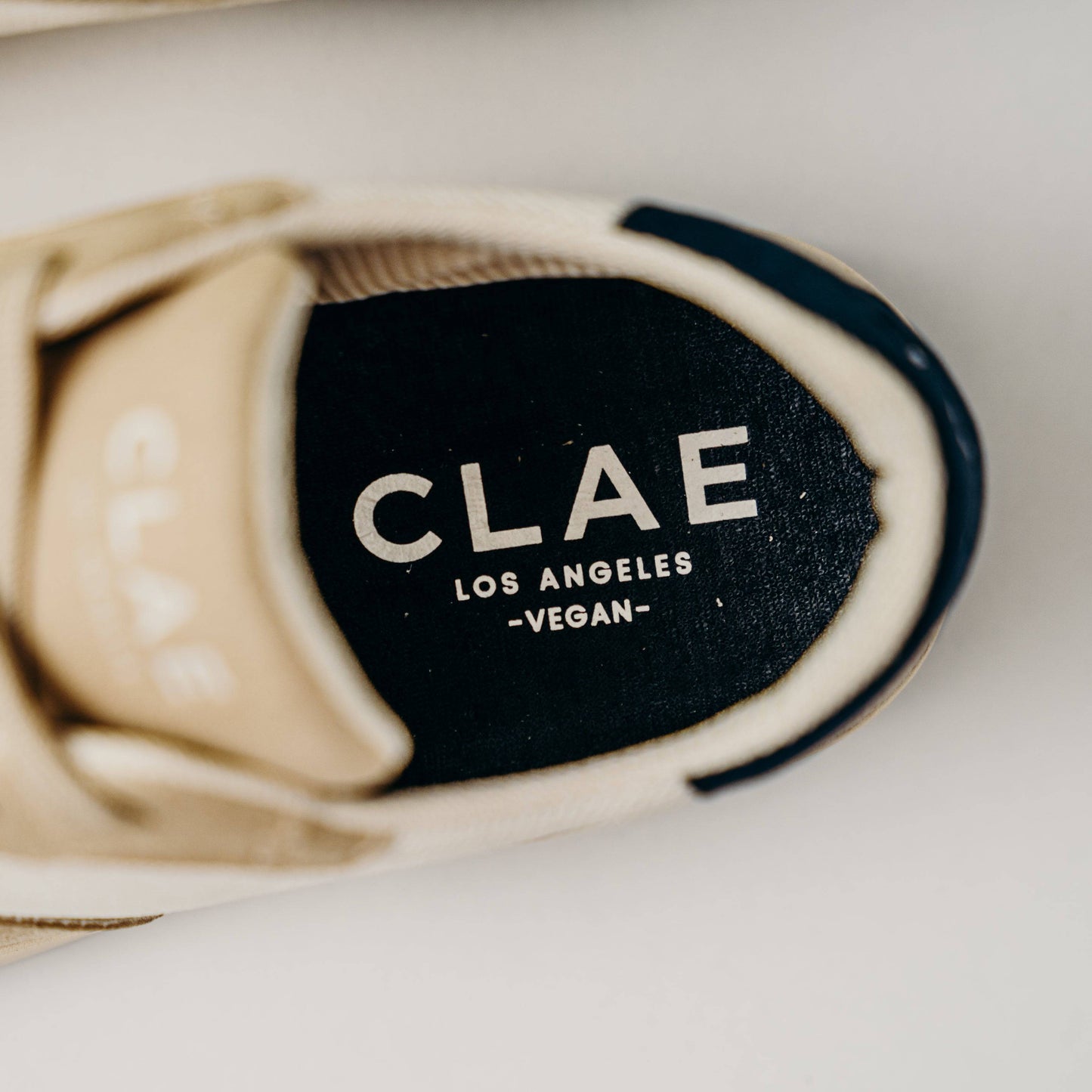 Clae Malone Lite Vegan (Vanilla/Ocean) - Motier Lafayette