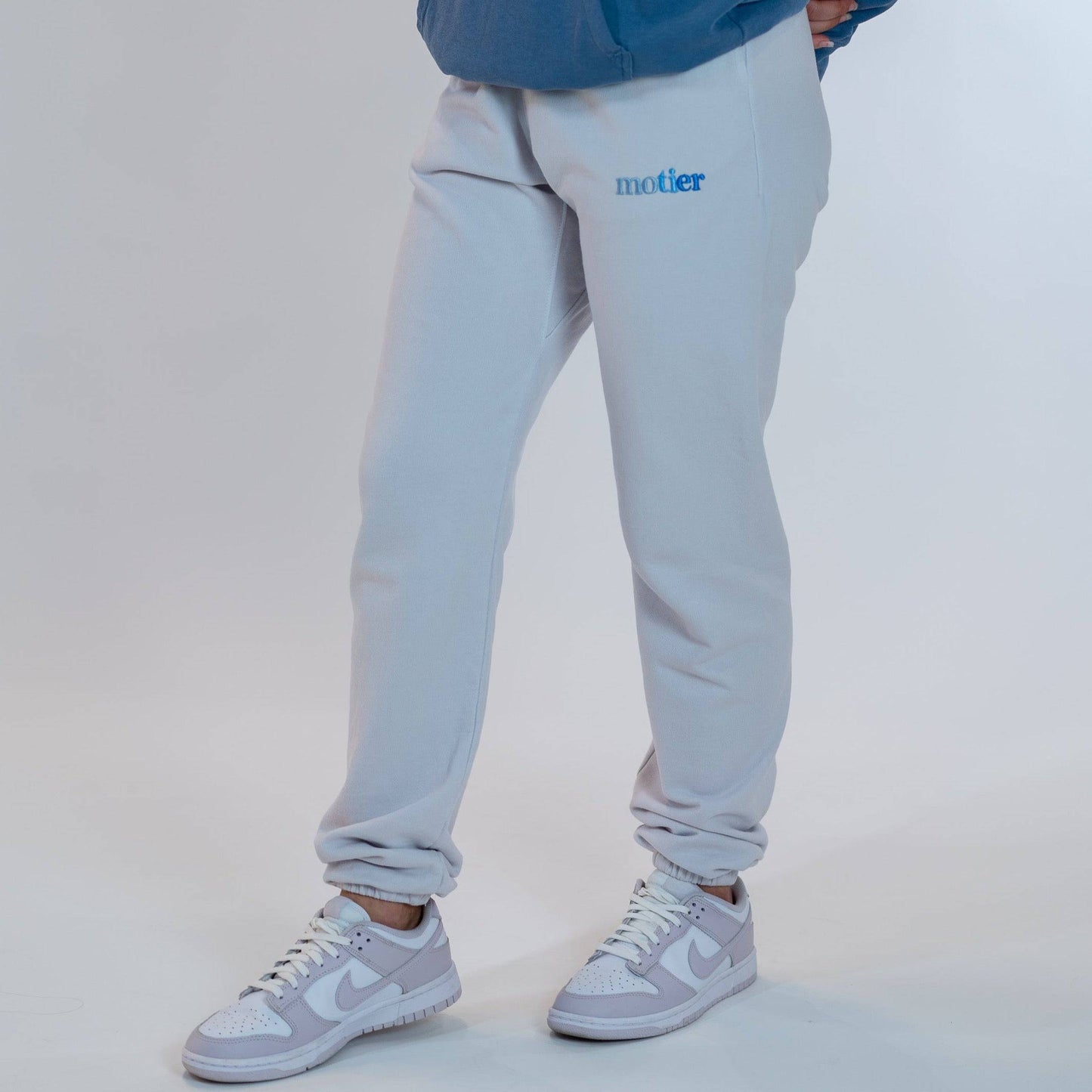The Alexandre Luxe Sweatpants (Dark Clear)