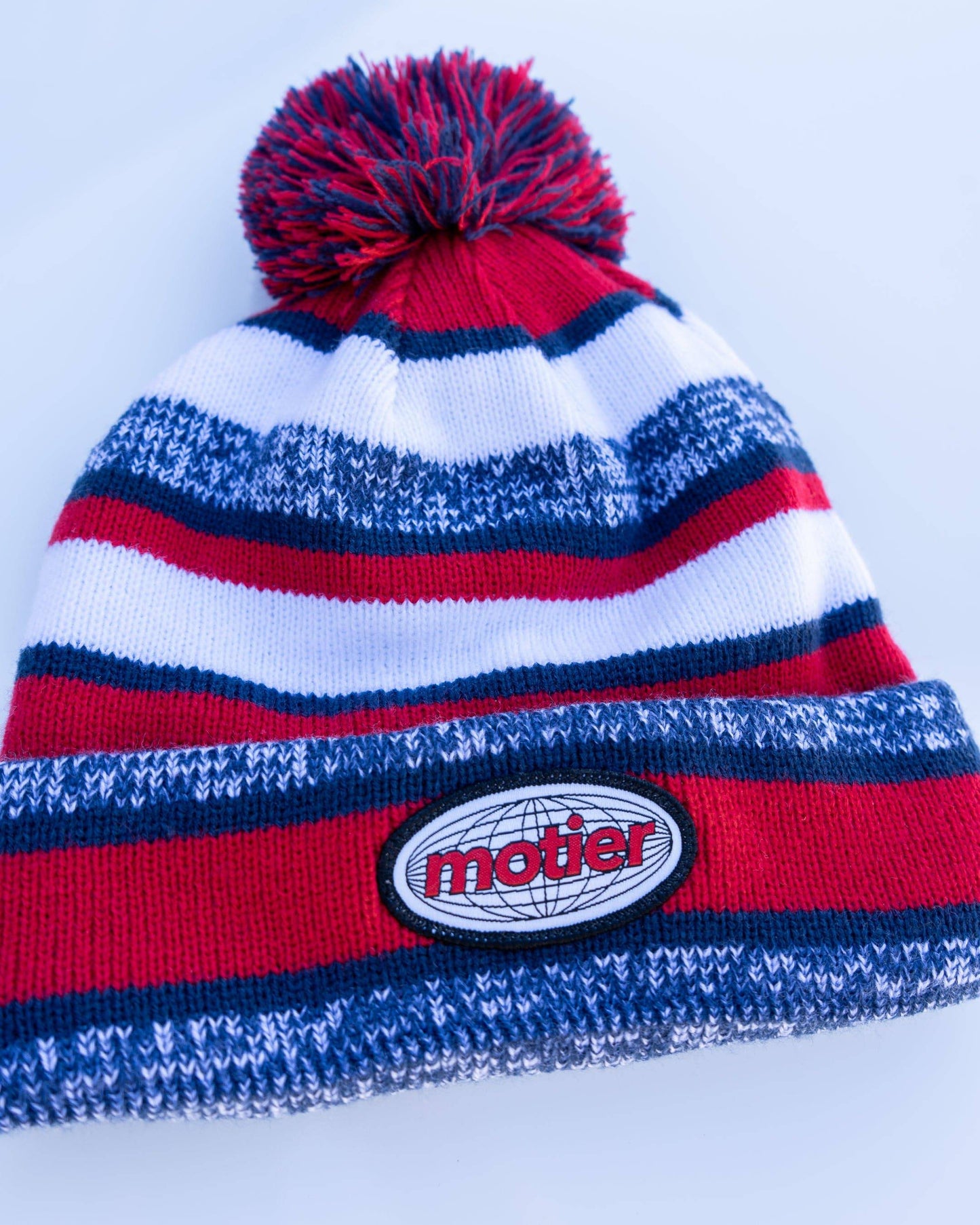 New Era Sideline Beanie (Navy/Red)