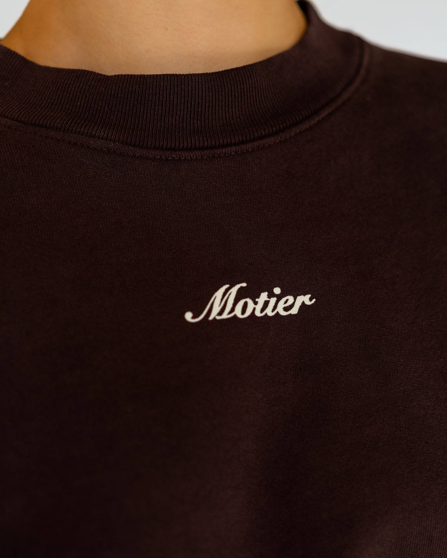 Motier Women Script Cropped Luxe Crewneck (Brown)