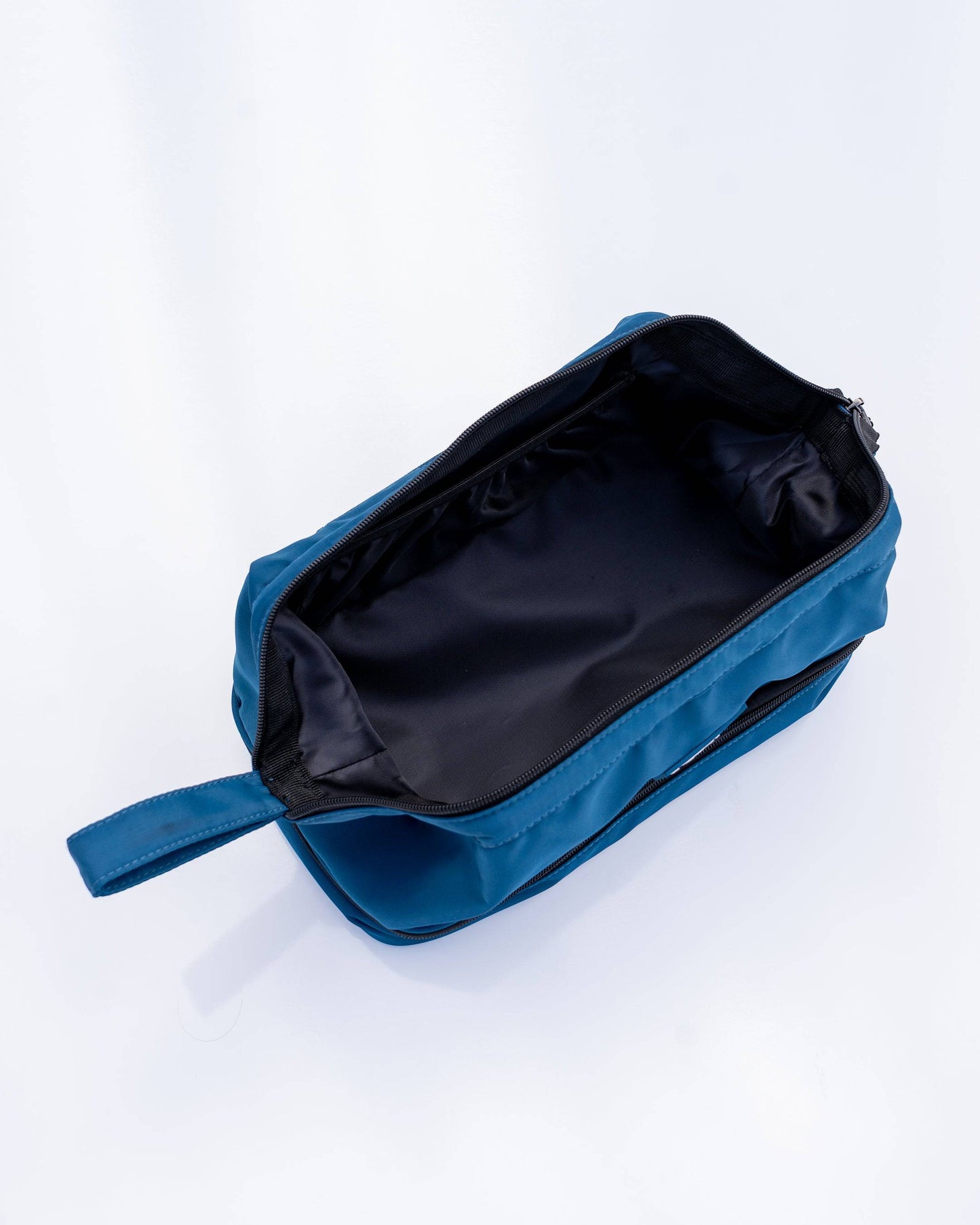 The Daily Dopp Kit (Navy)