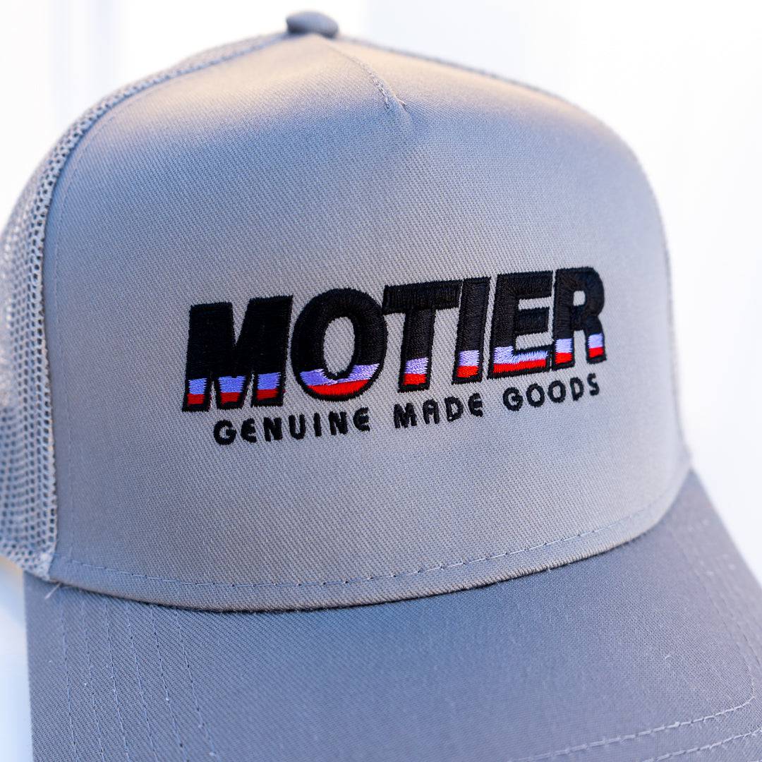 Oblique Retro Trucker (Grey)