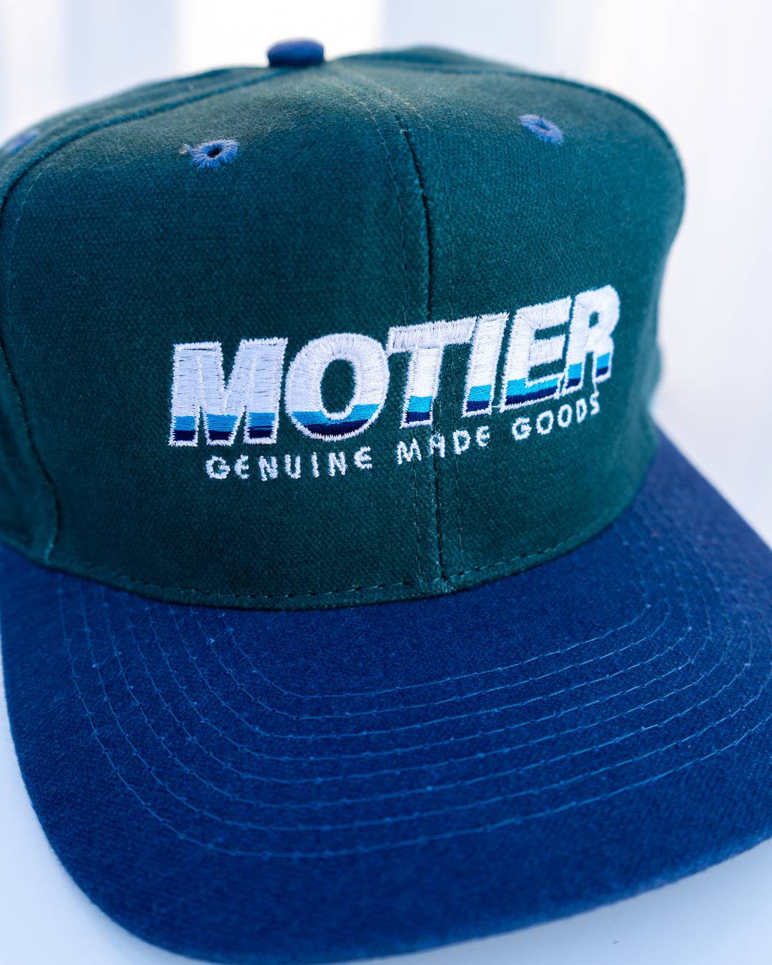Oblique Two-Tone Strapback (Moss/Navy)