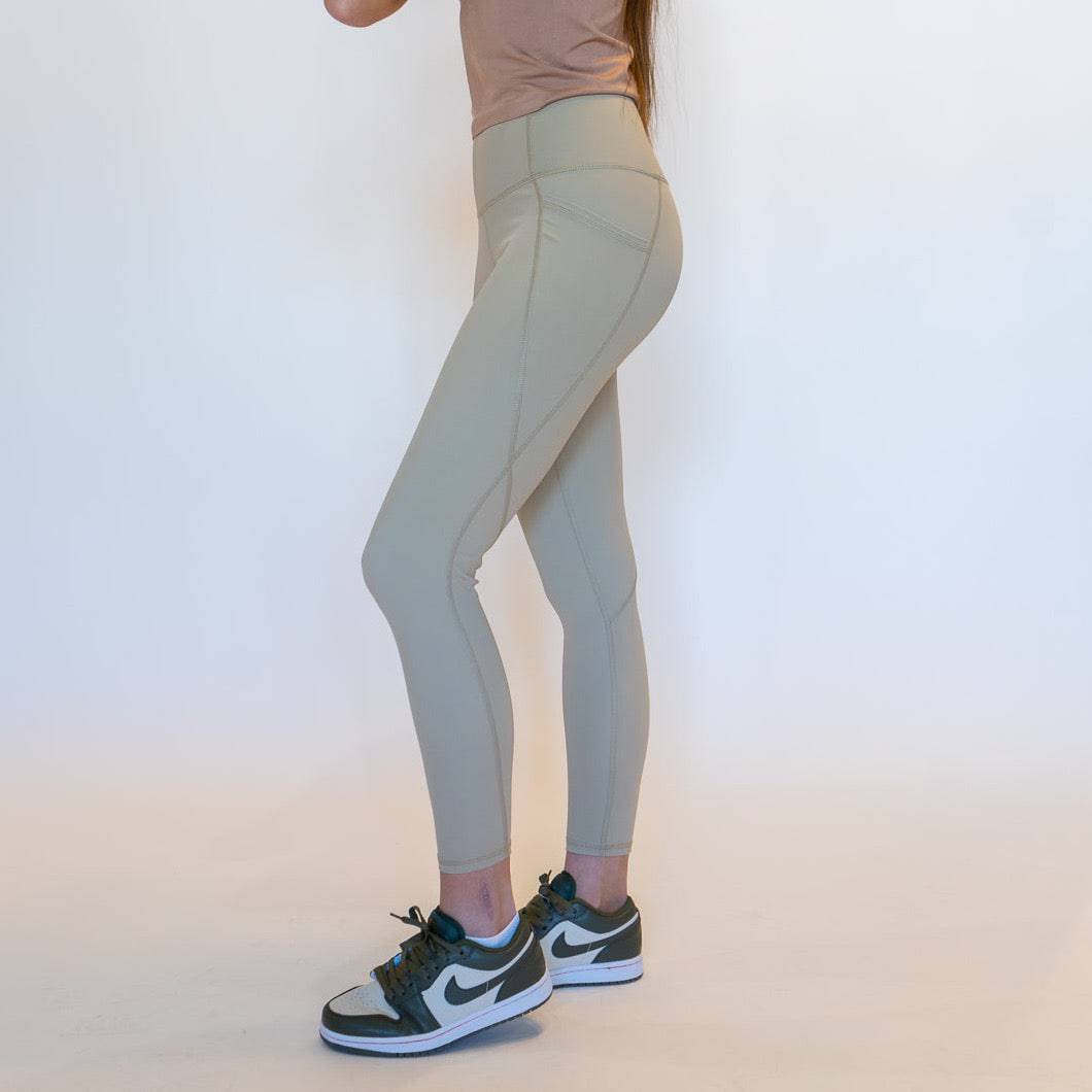 Lycra Blend Highwaist Leggings (Taupe)