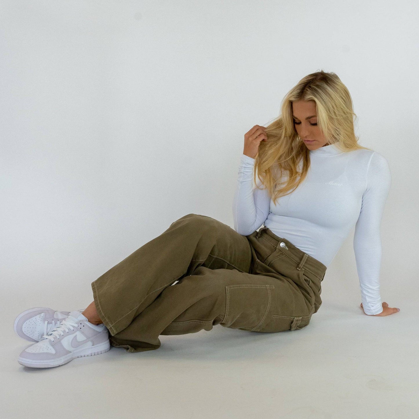 Mock-Neck L/S Bodysuit (White)