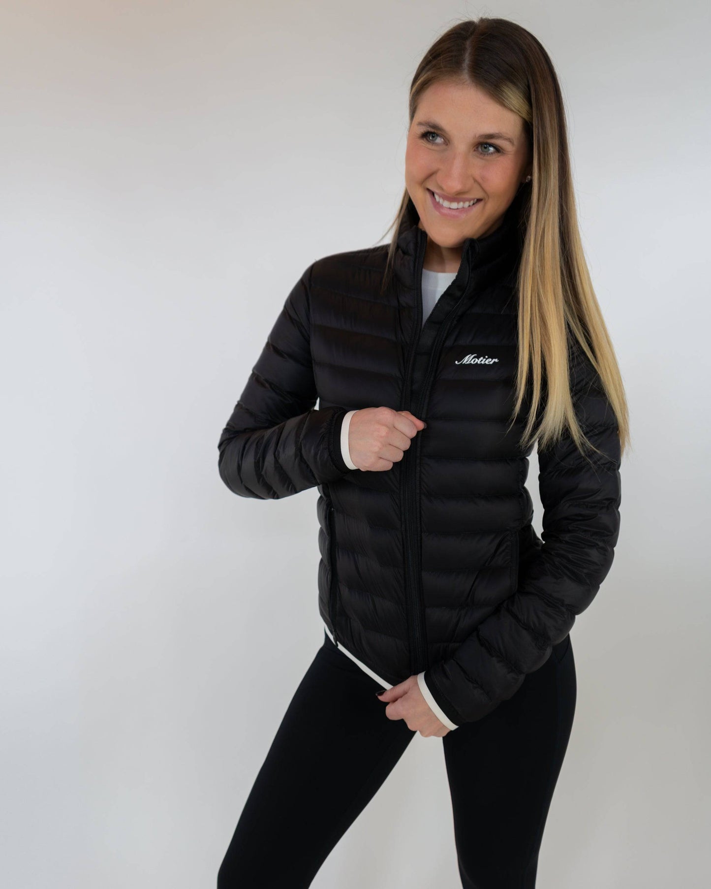 Mock-Neck Slim Puffer (Black)