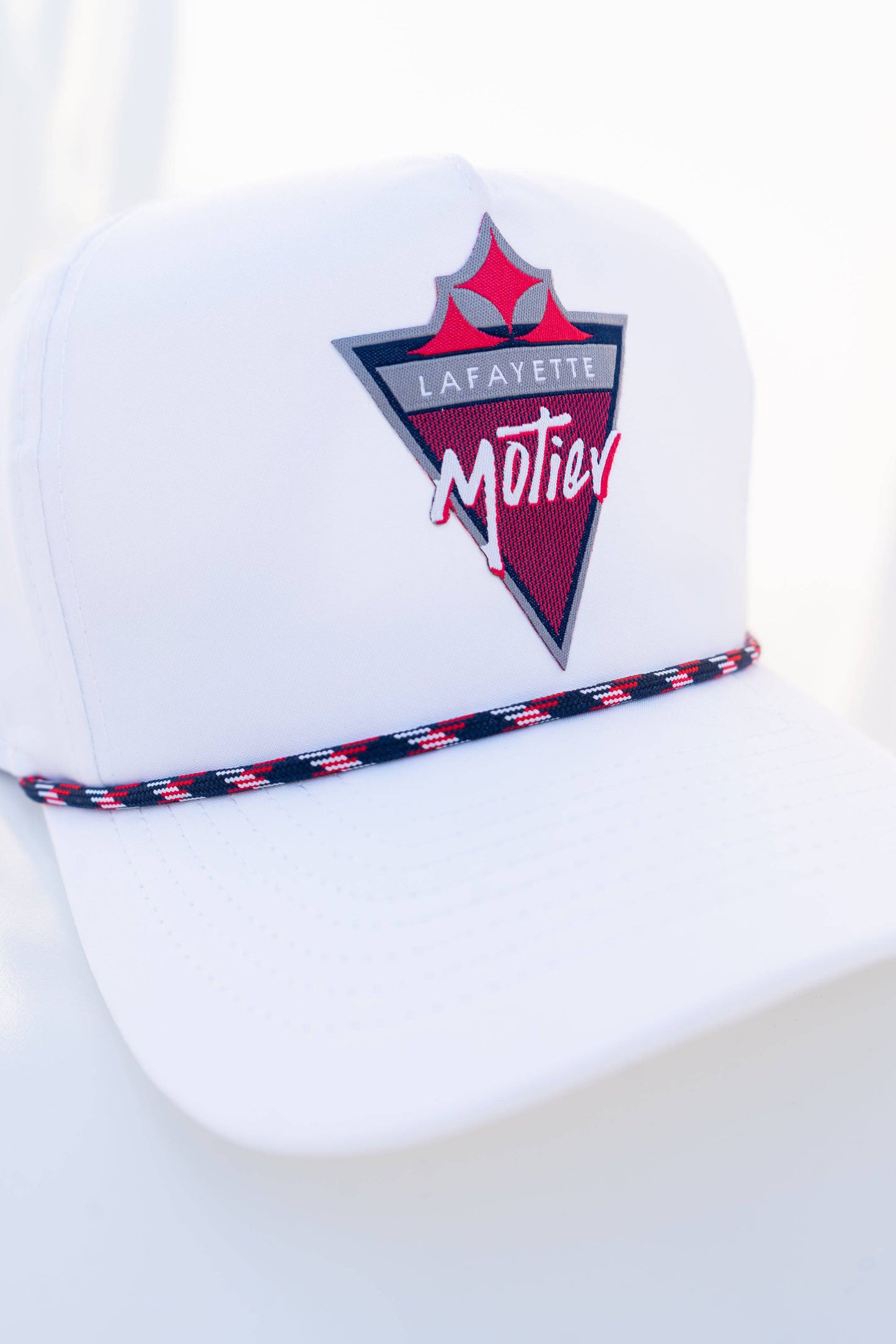 Retro-ology Rope Snapback (White/Red/Black)