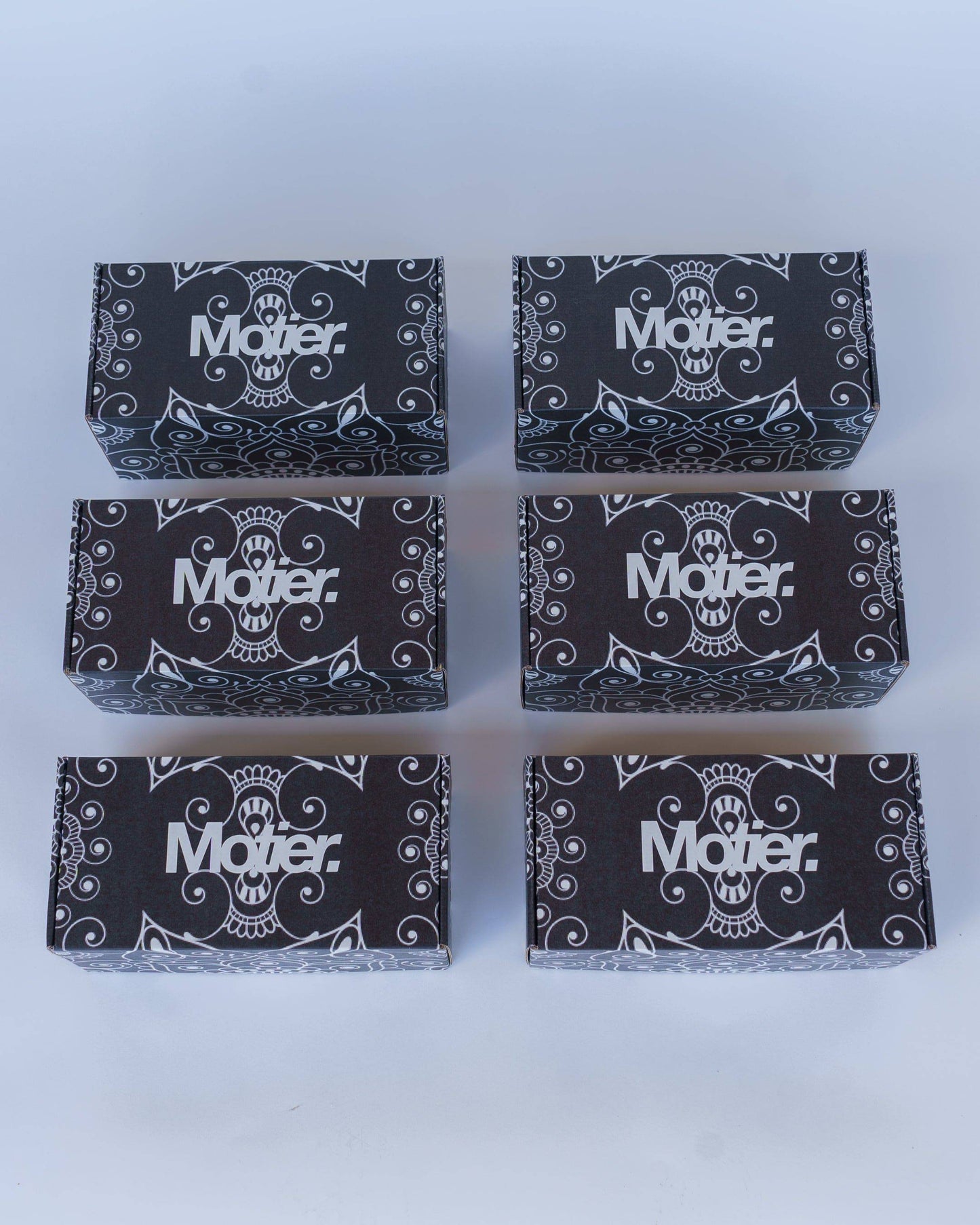 Motier Paisley Print Slides White/Navy/Paisley
