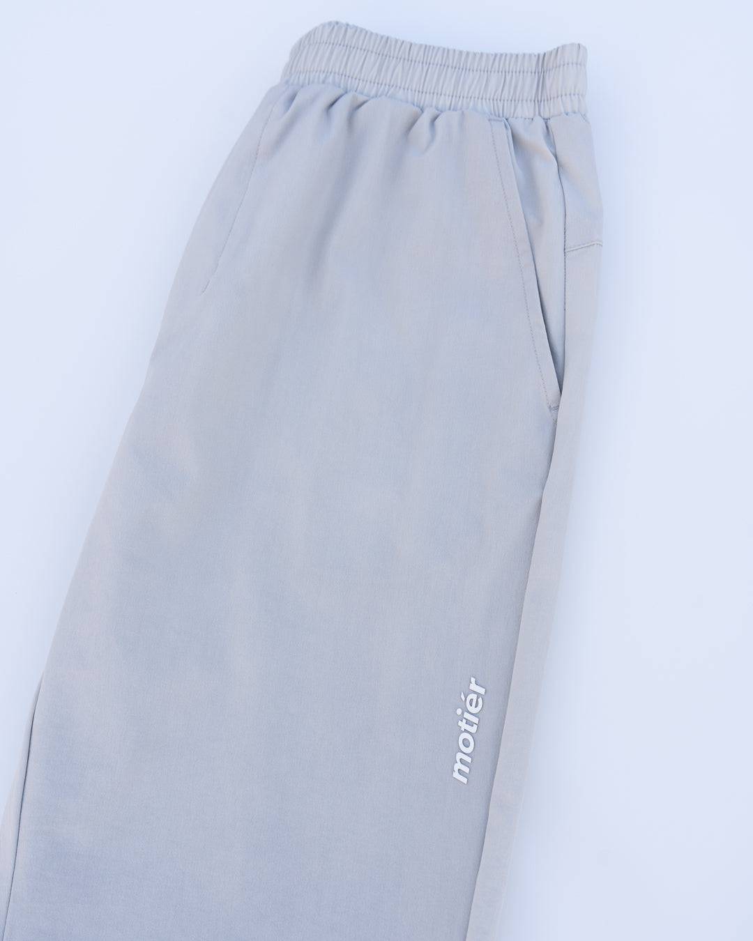 The James Traveler Pants (Stone Grey)