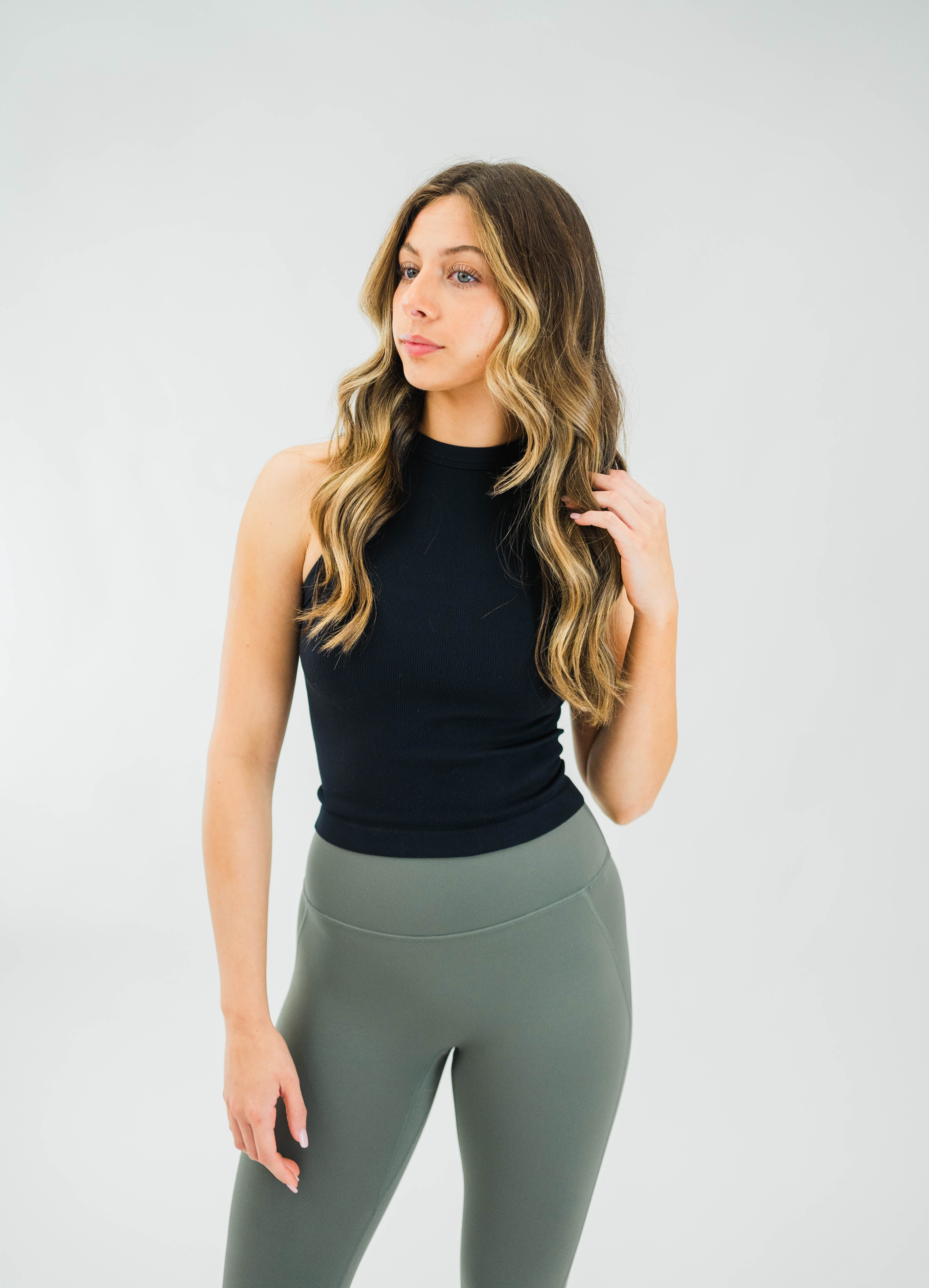 Women's Ribbed Active Tank (Black) - Motier Lafayette 