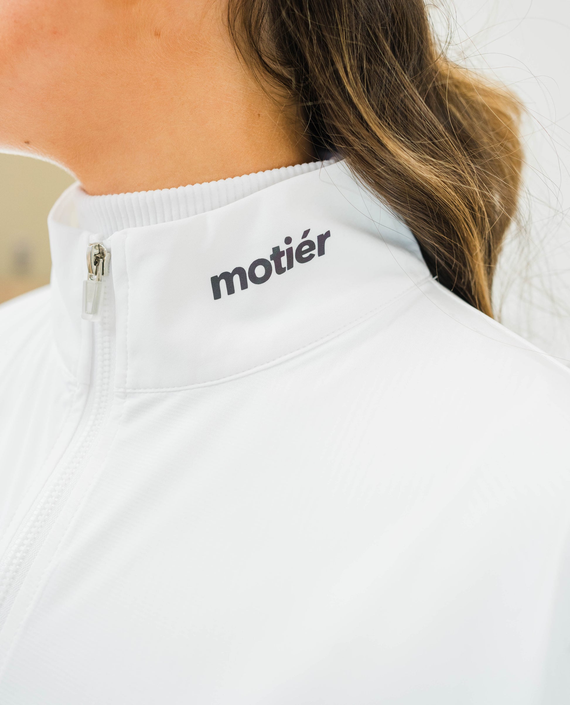 The Motier Core Cropped Active Pullover (White) - Motier Lafayette 