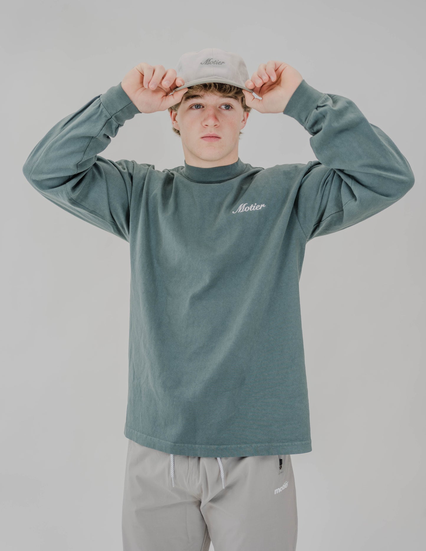 The Script Mock-Neck L/S Luxe Tee (Pine) - Motier Lafayette 
