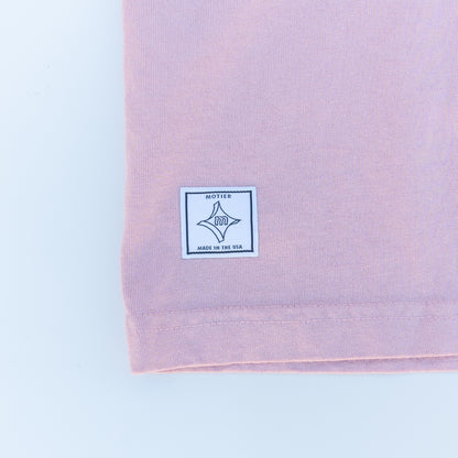 The Distillerie Luxe S/S Tee (Pale Mauve) - Motier Lafayette 