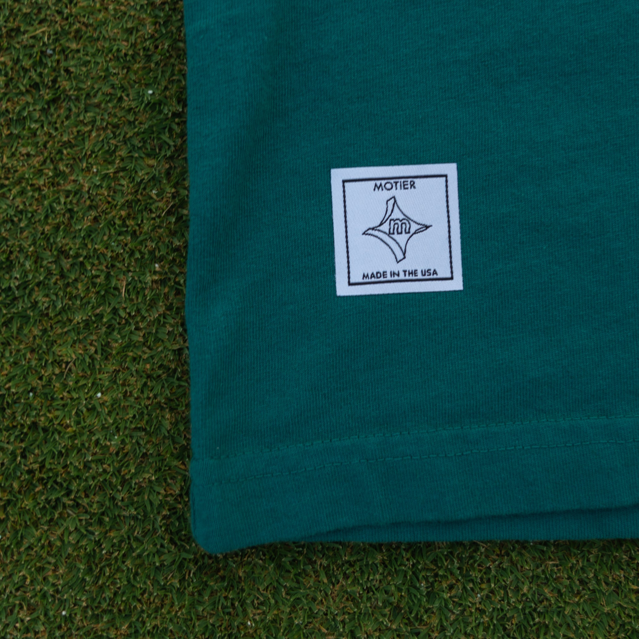 The Fairway Luxe Tee (Silver Pine) - Motier Lafayette 