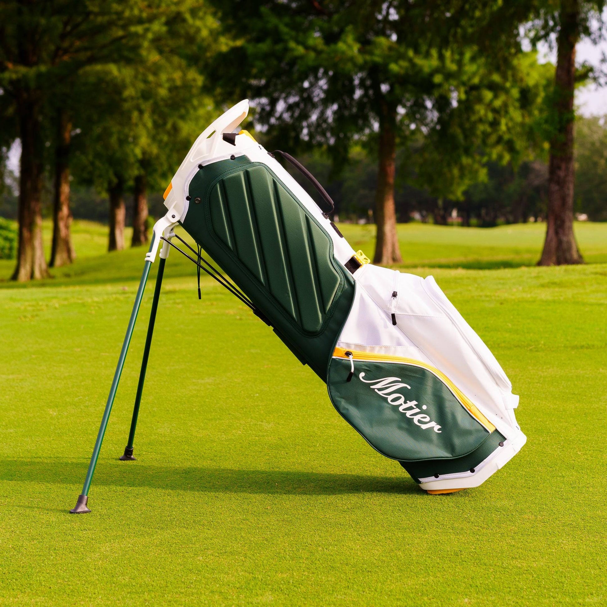 The Motier Fairway C Callaway Tour Golf Bag (White/Green/Gold) - Motier Lafayette 