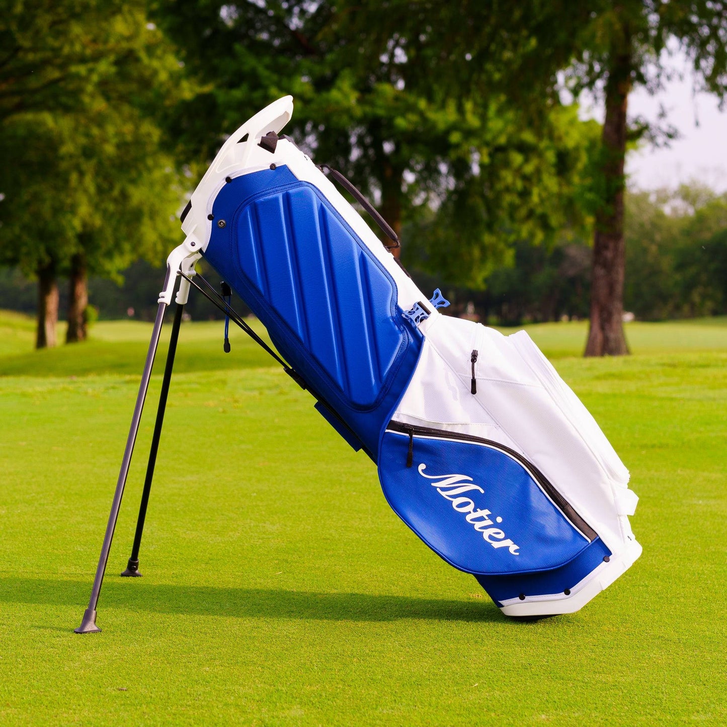 The Motier Fairway C Callaway Tour Golf Bag (White/Cobalt Blue) - Motier Lafayette 