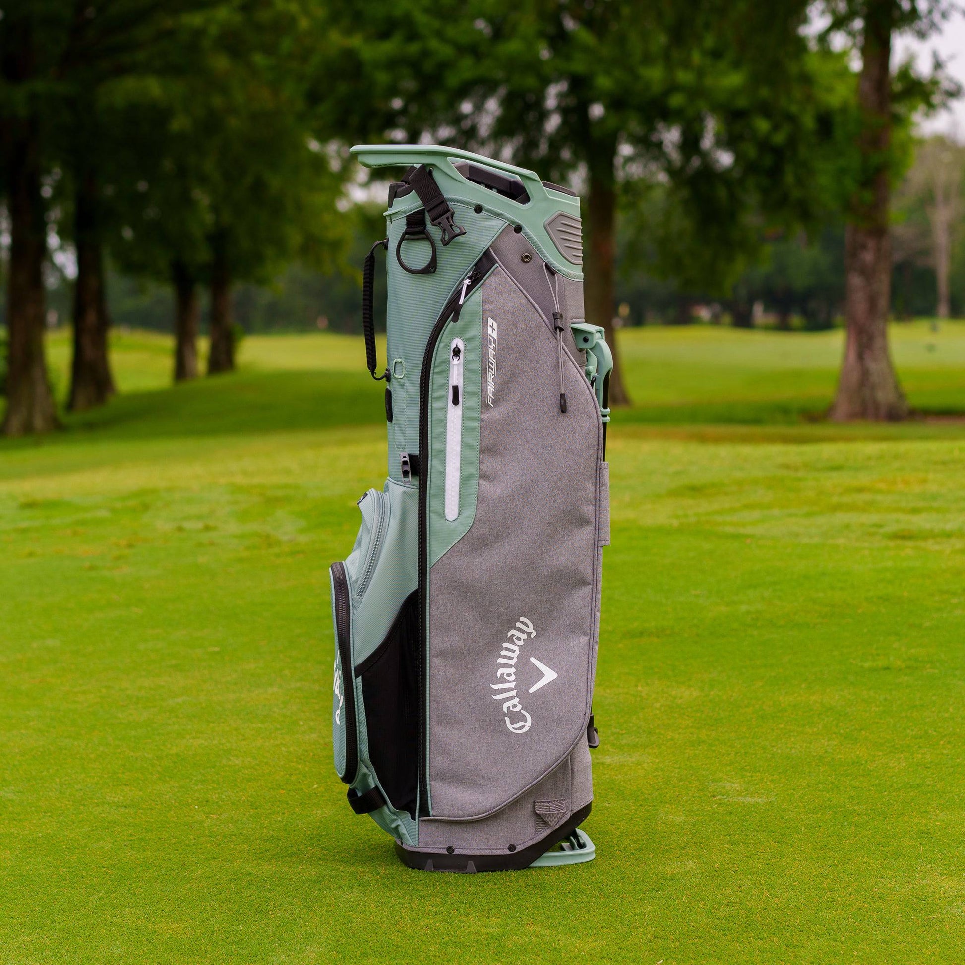 The Motier Fairway+ Callaway Tour Golf Bag (Moss/Charcoal) - Motier Lafayette 