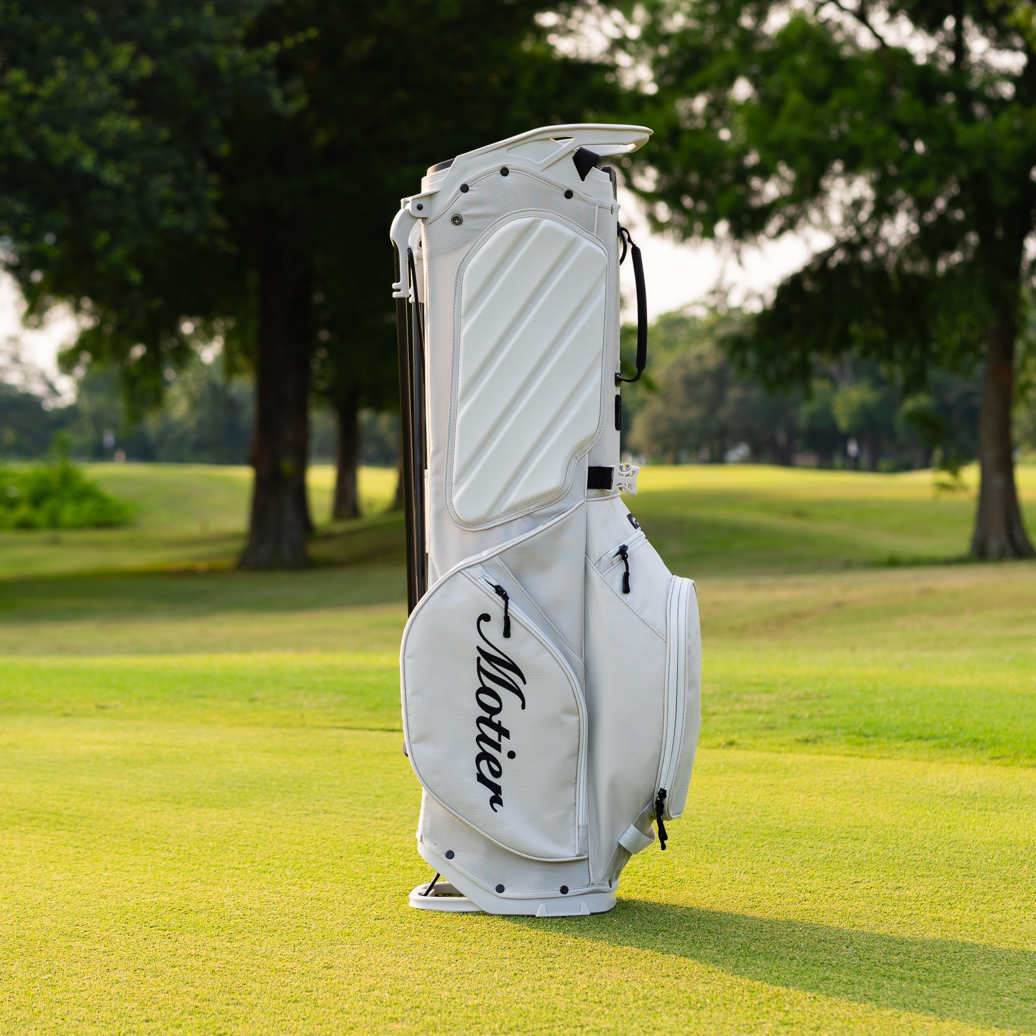 The Motier Fairway C Callaway Tour Golf Bag (Grey) - Motier Lafayette 