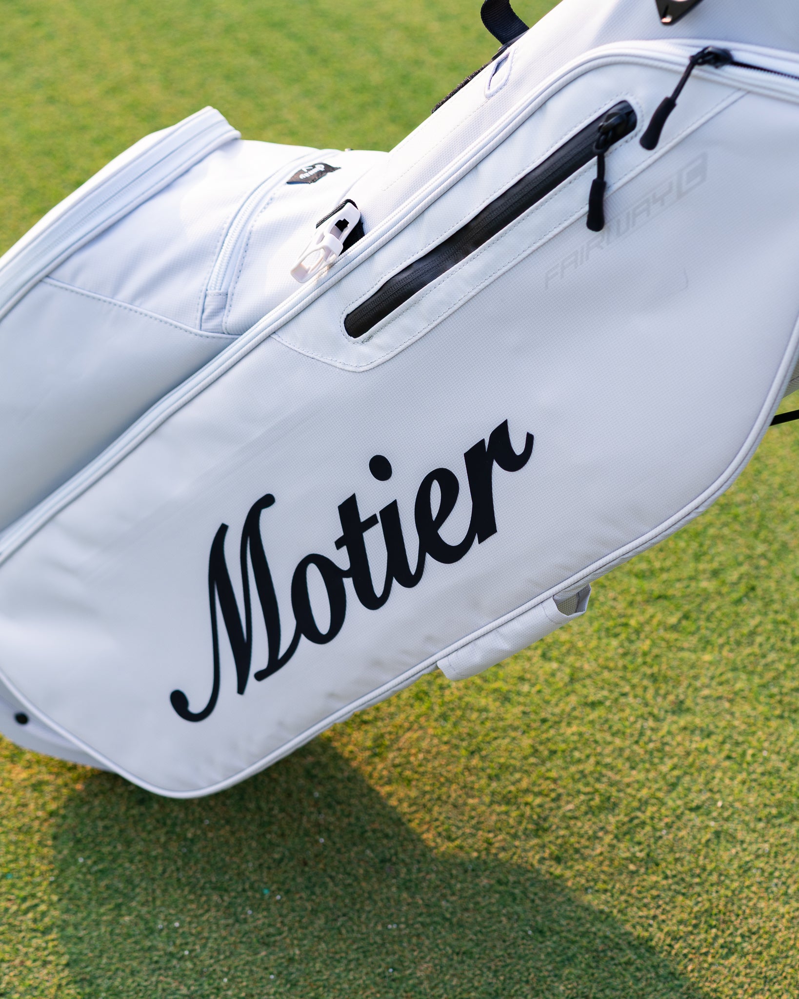 The Motier Fairway C Callaway Tour Golf Bag (Grey) - Motier Lafayette 