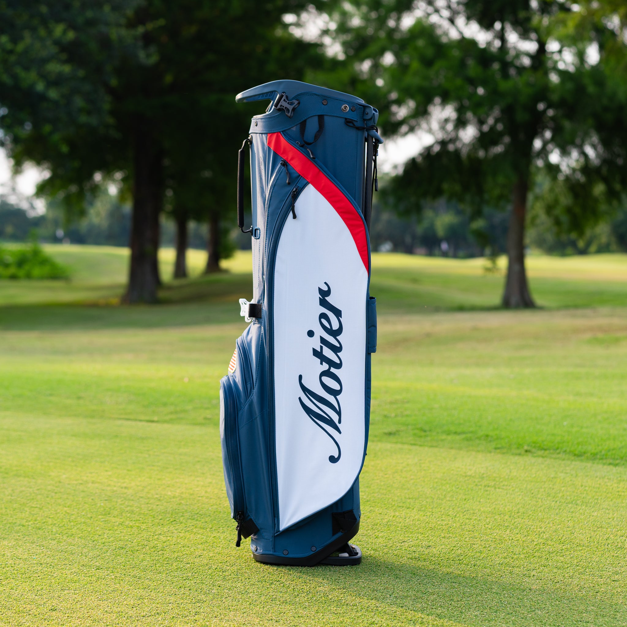 The Motier Hyperlite Zero Callaway Tour Golf Bag (Navy/White/Red) - Motier Lafayette 