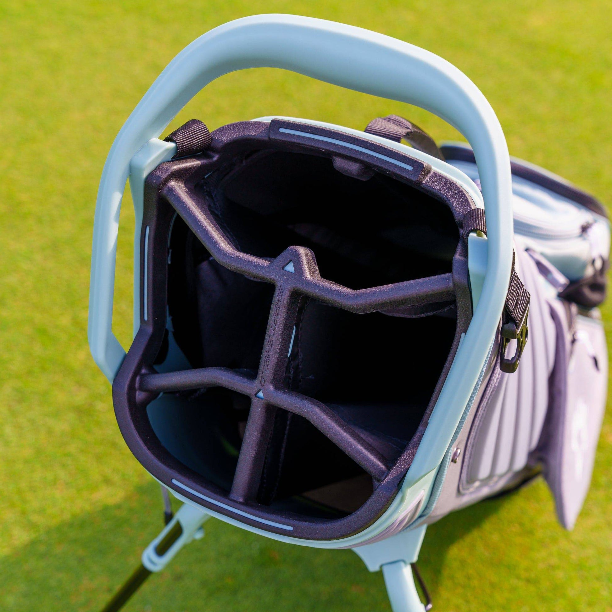 The Motier Fairway+ Callaway Tour Golf Bag (Moss/Charcoal) - Motier Lafayette 