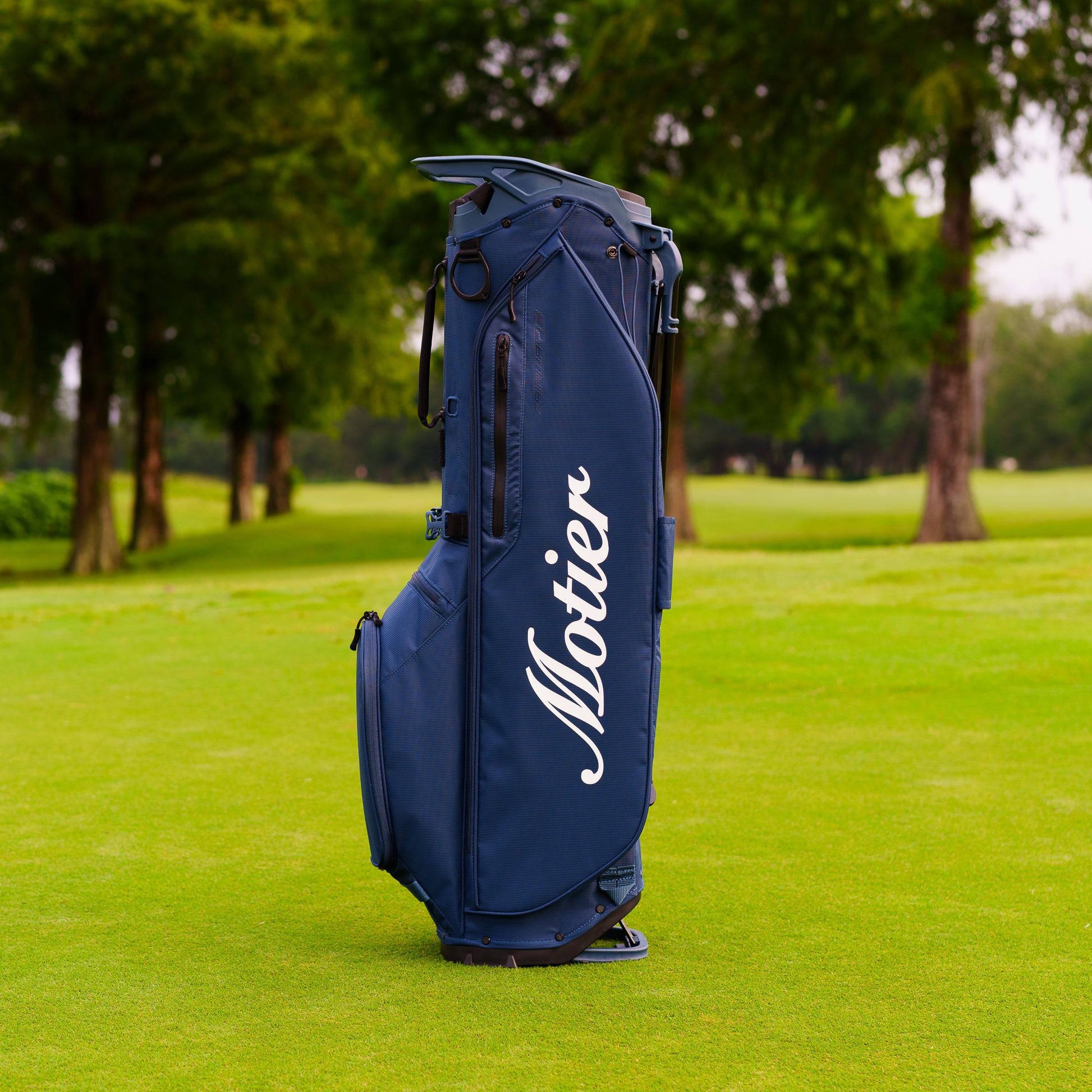 The Motier Fairway C Callaway Tour Golf Bag (Navy) - Motier Lafayette 
