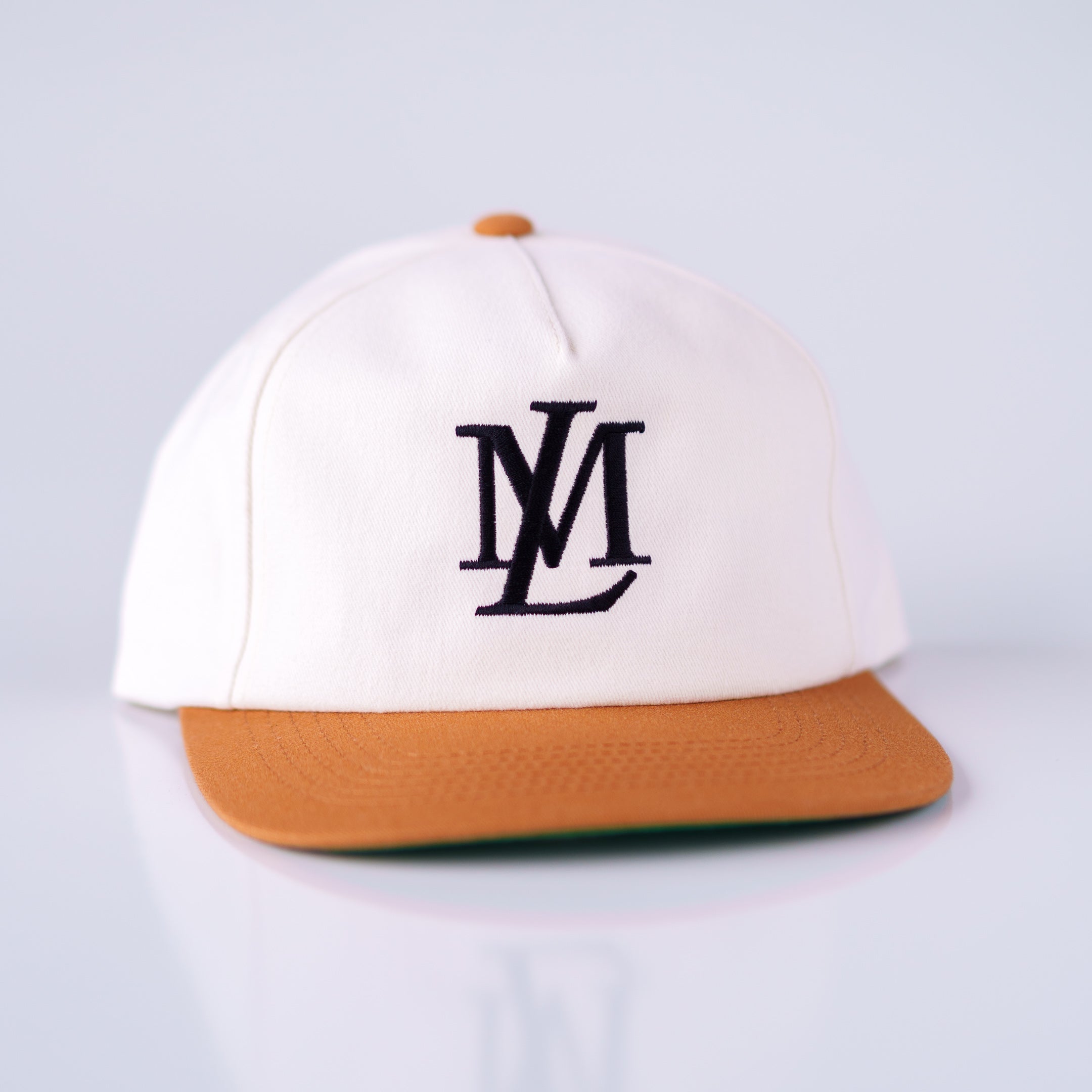 Insignia Two-Tone Snapback (Cream/Gold)