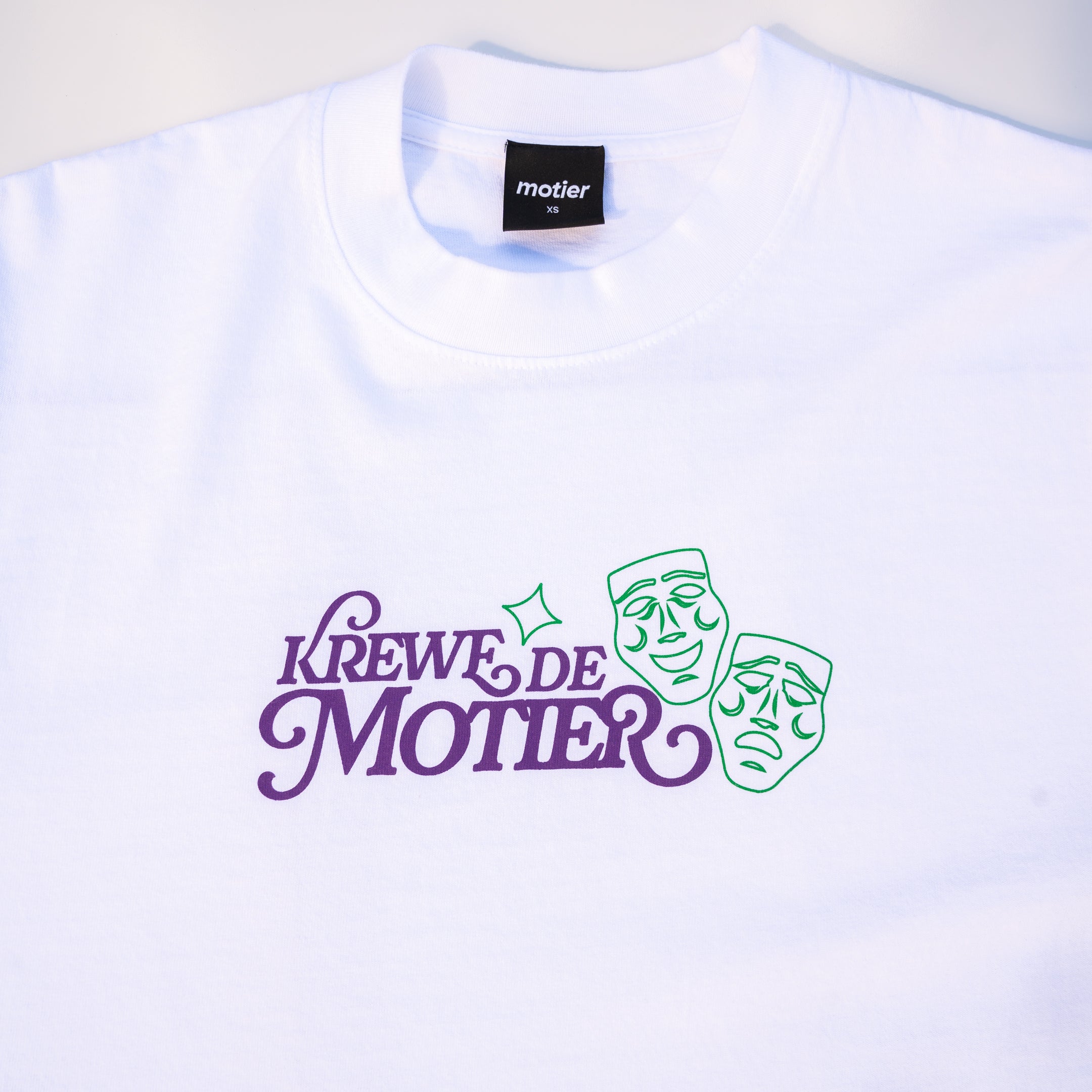 The Krewe De Motier 2025 L/S Luxe Tee (White) - Motier Lafayette 