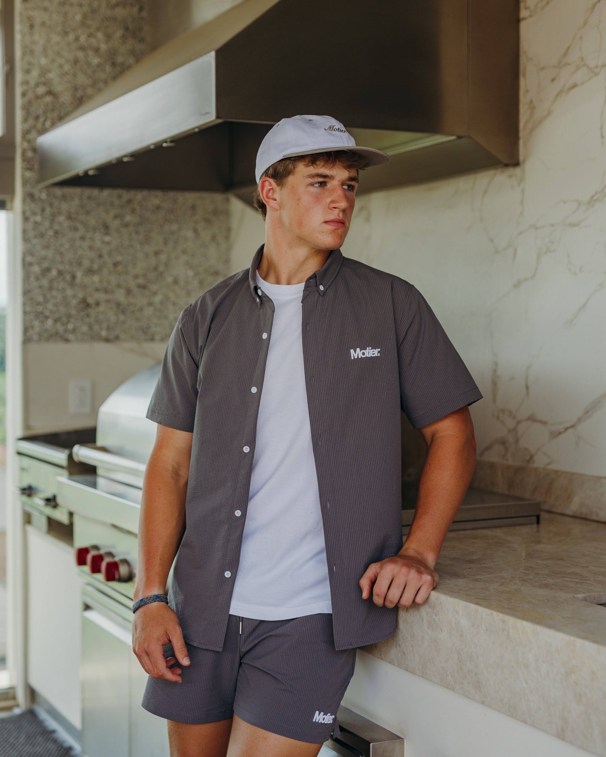 The Winston Seersucker Button Down (Graphite) - Motier Lafayette 