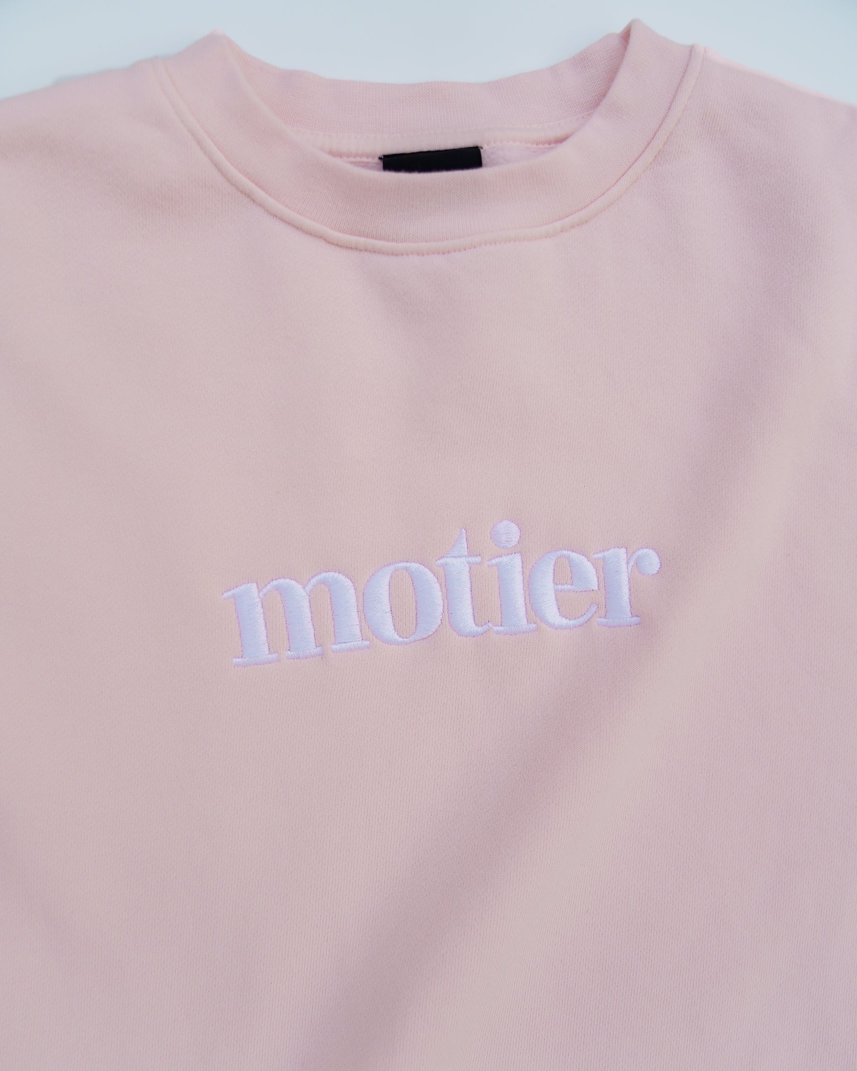 The Alexandre Luxe Crewneck (Light Pink)