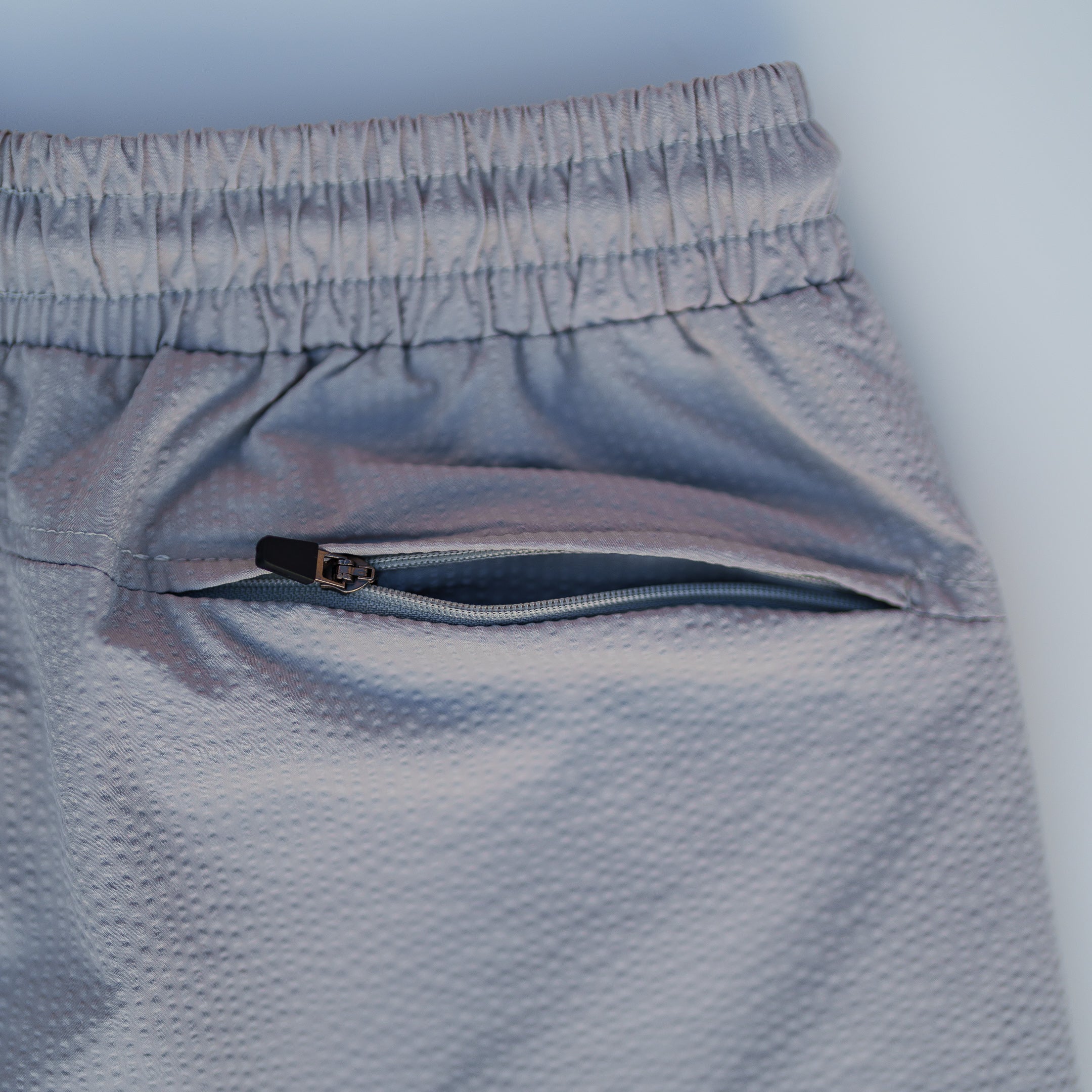 The Winston Seersucker Shorts (Grey)