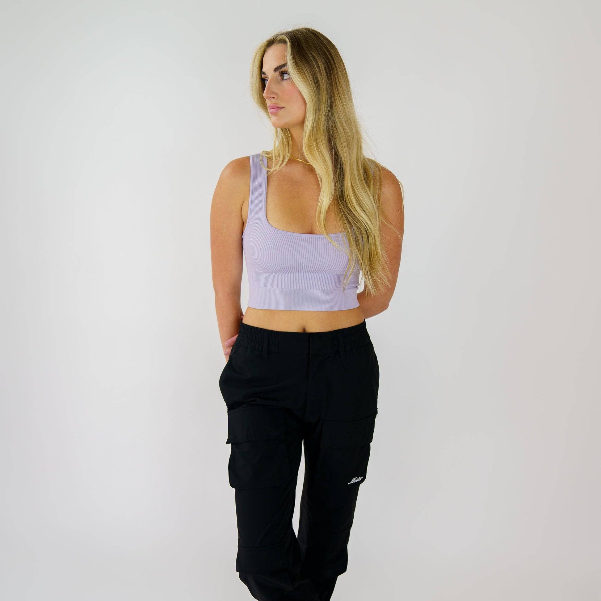 Ribbed Seamless Square-Neck Tank (Lavender) - Motier Lafayette 