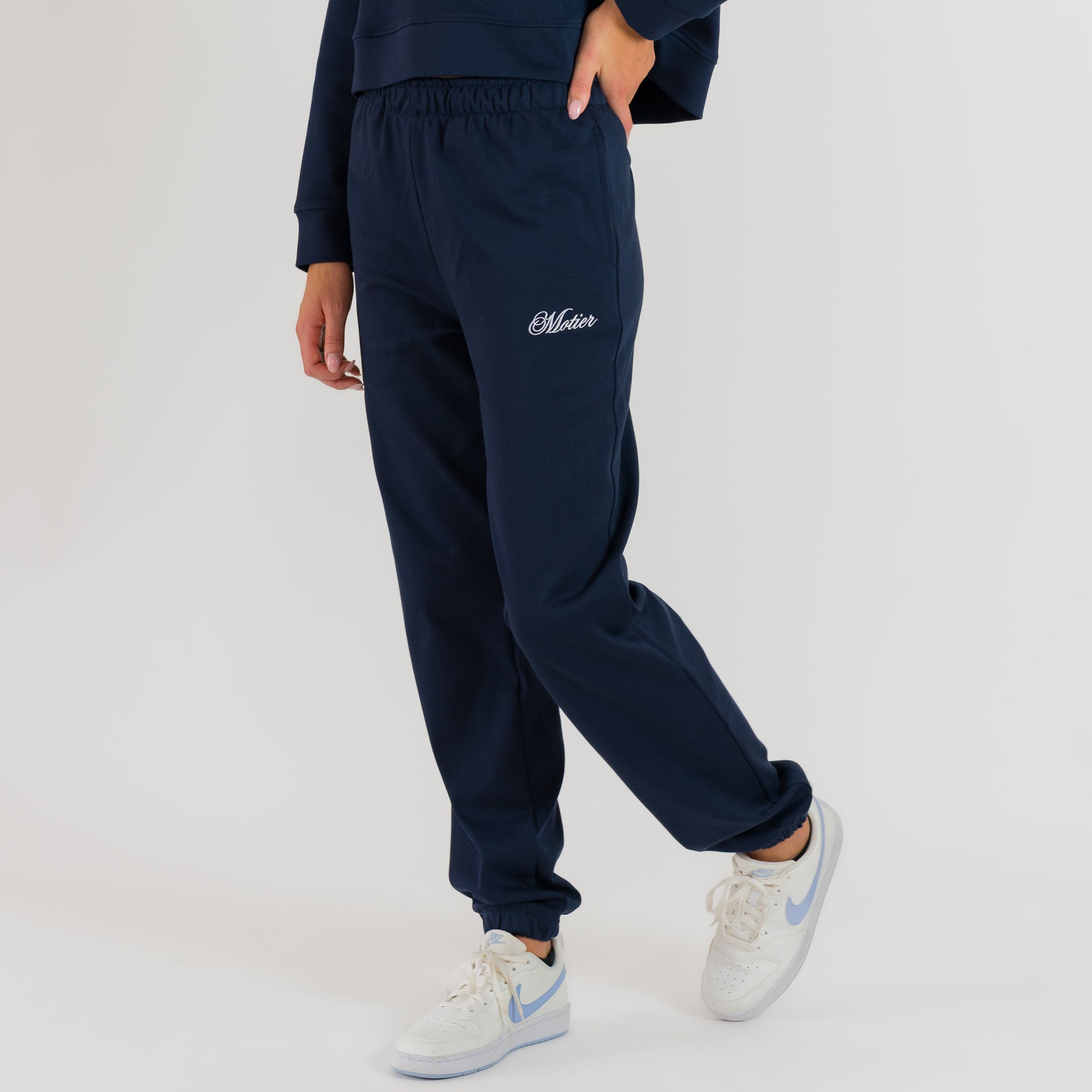 The Refresh Interlock Sweatpants (Navy) - Motier Lafayette 