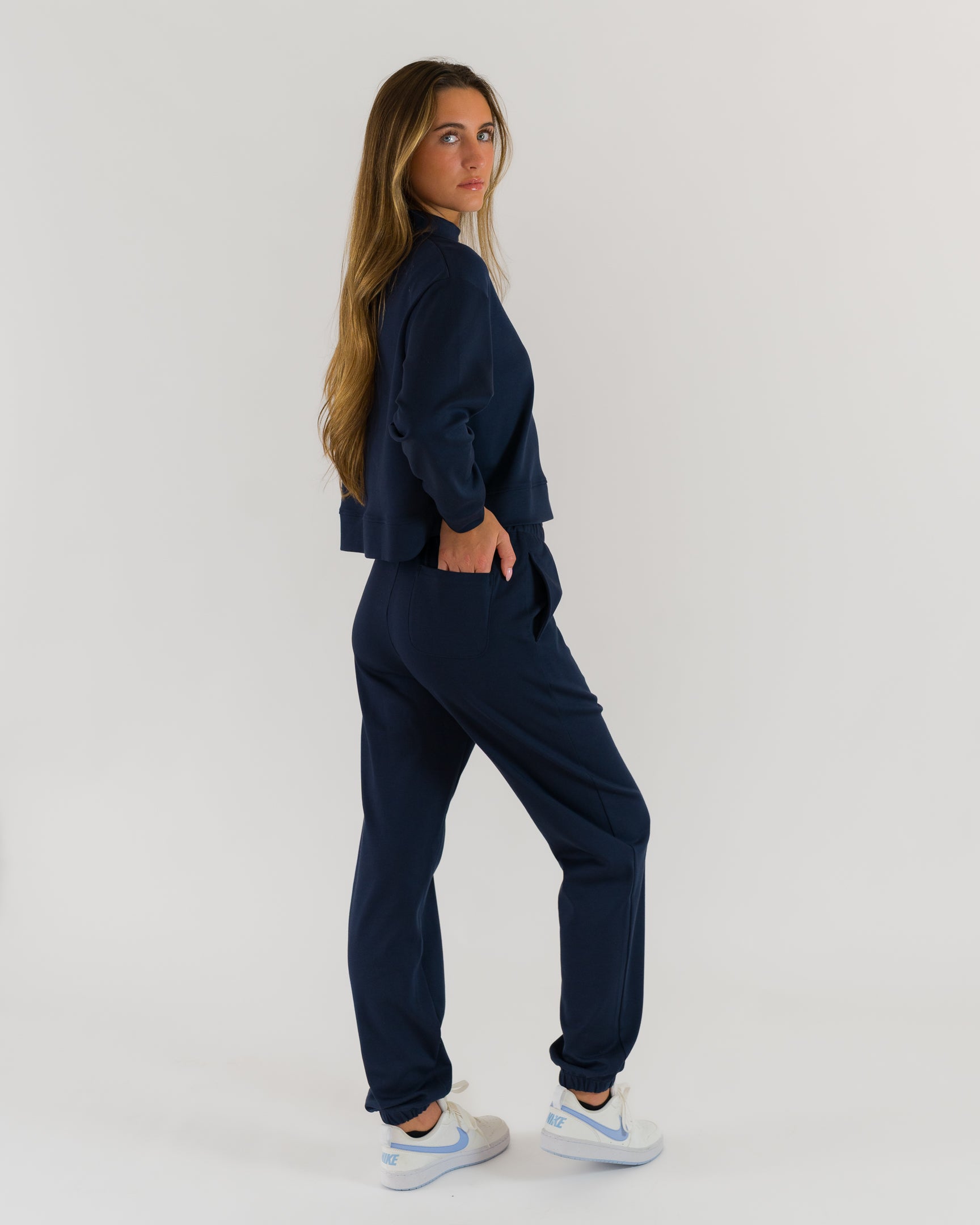 The Refresh Interlock Sweatpants (Navy) - Motier Lafayette 