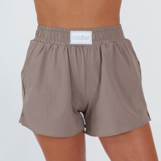The Solace Active Short (Taupe)