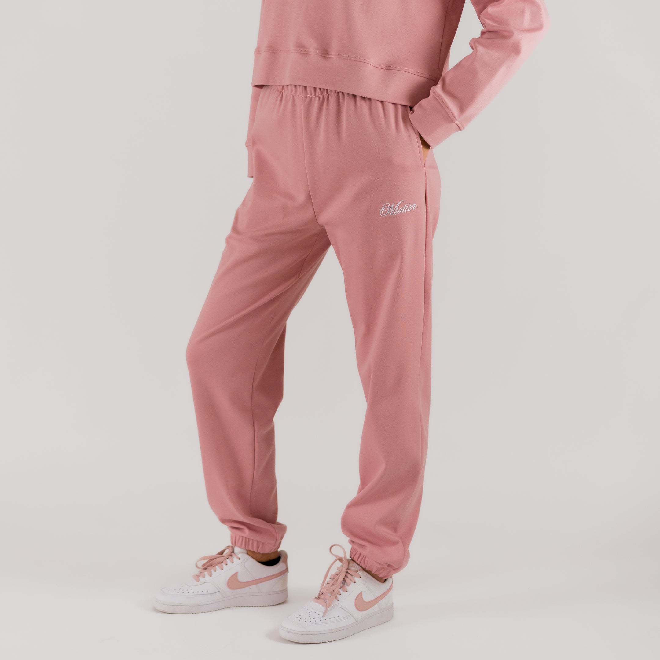 The Refresh Interlock Sweatpants (Rose Mist) - Motier Lafayette 