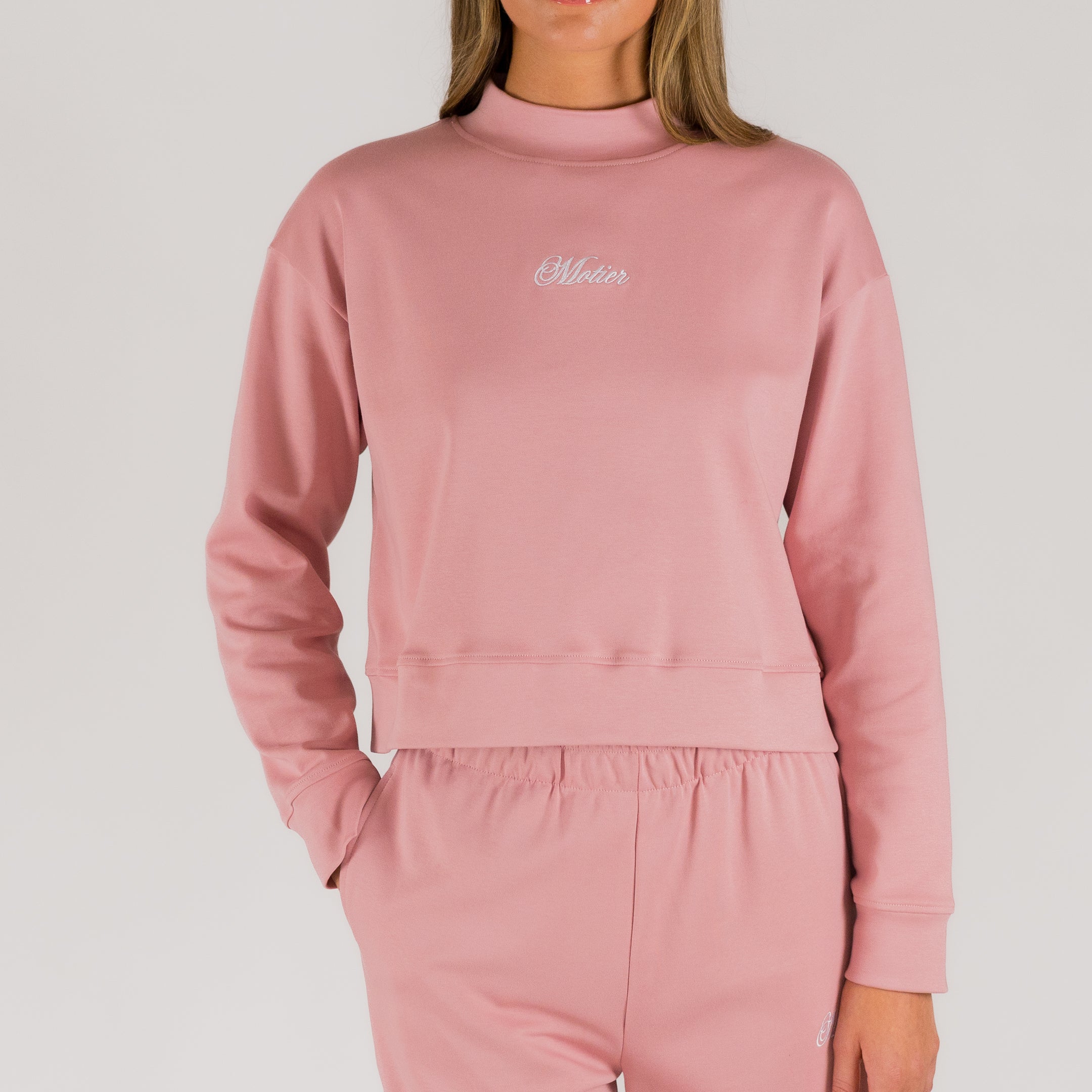 The Refresh Interlock Pullover (Rose Mist) - Motier Lafayette 